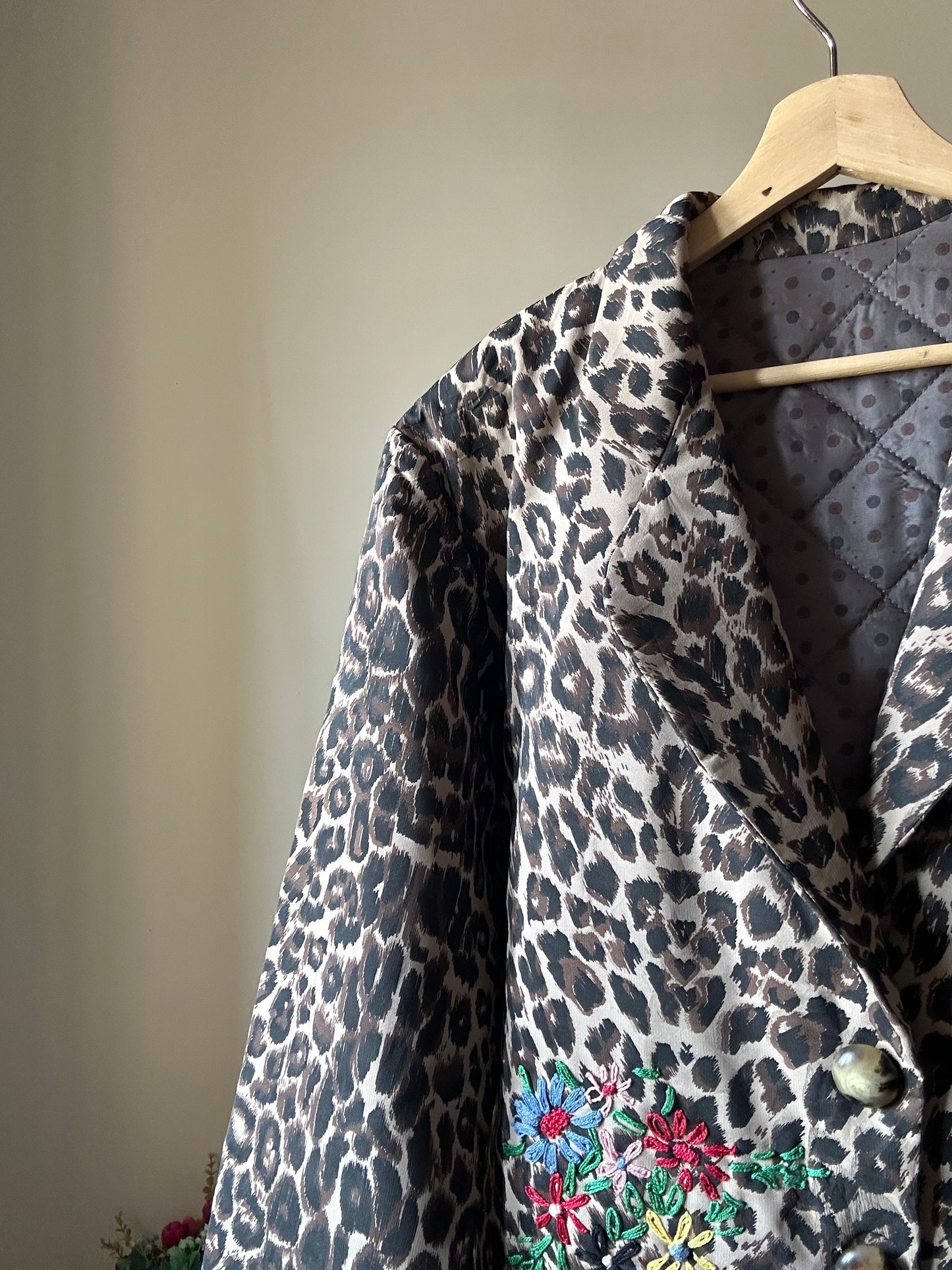 Vintage Cheetah Print And Embroidered Lightly Quilted Shaket