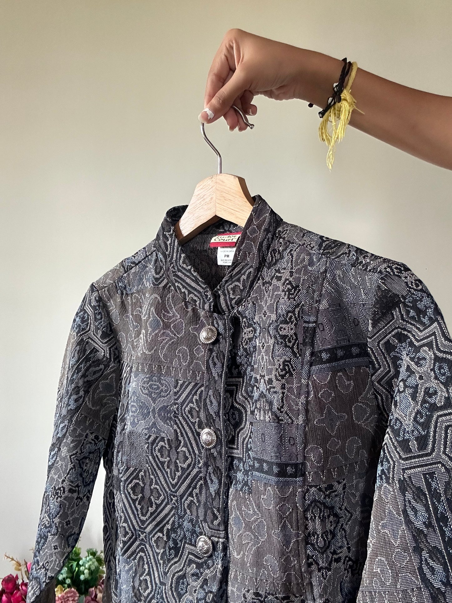 Tudor Court Vintage Jacquard Shaket