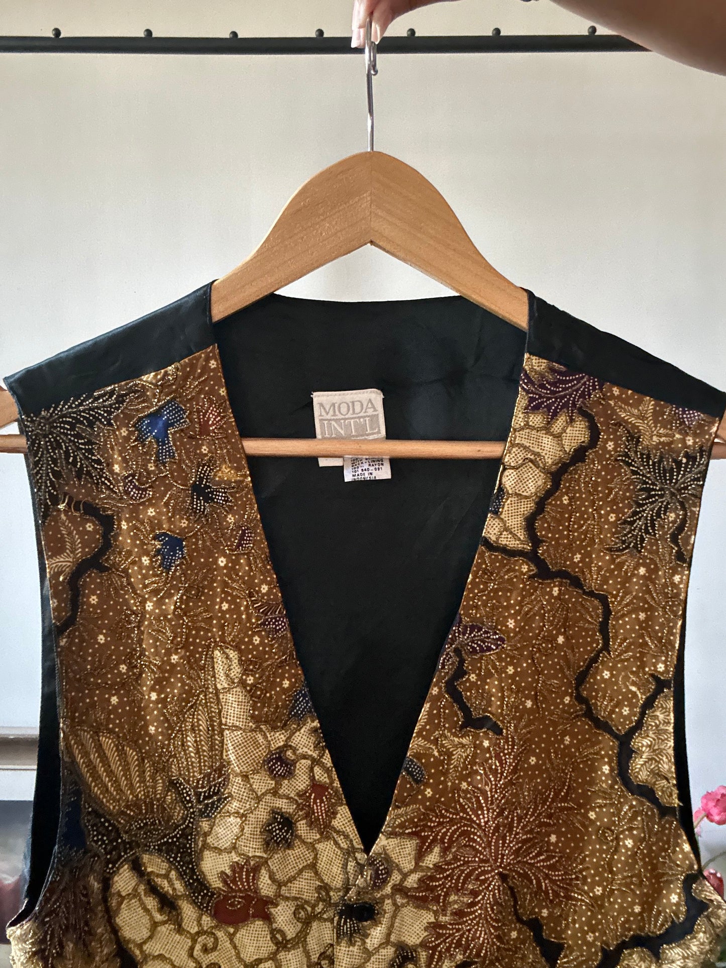 Moda Intl Vintage Beaded Vest
