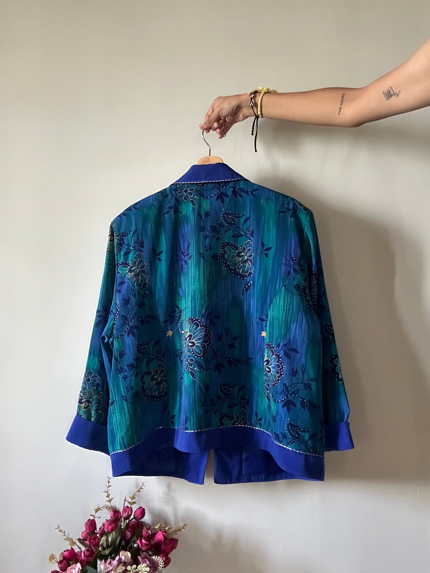 City Girl Vintage Floral Print Shaket