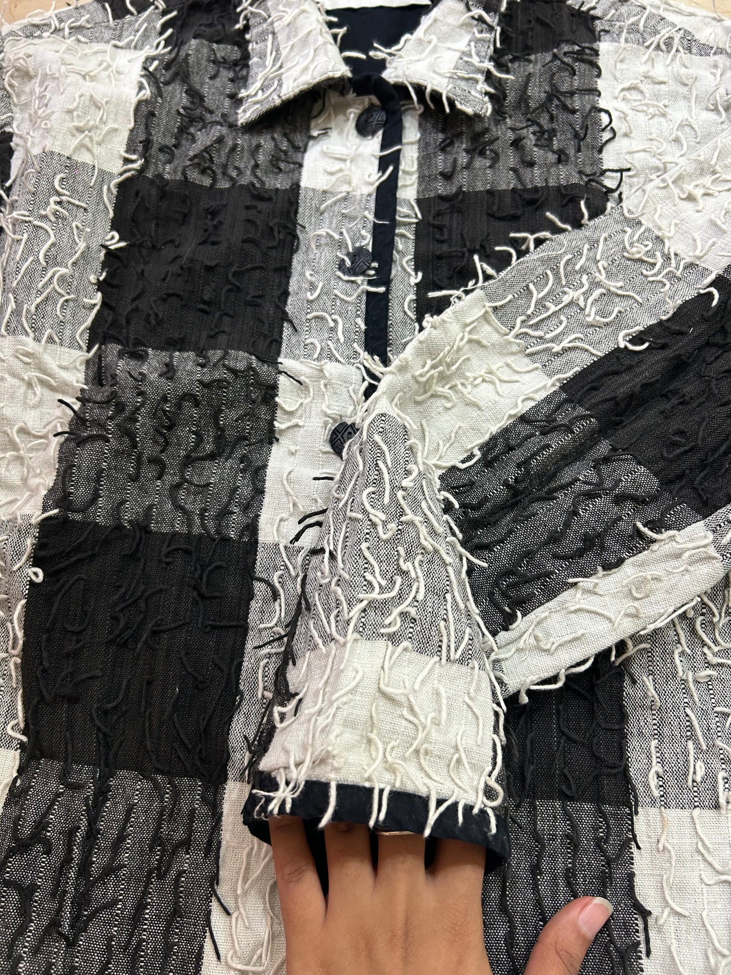 Vintage Island Scene Shaket