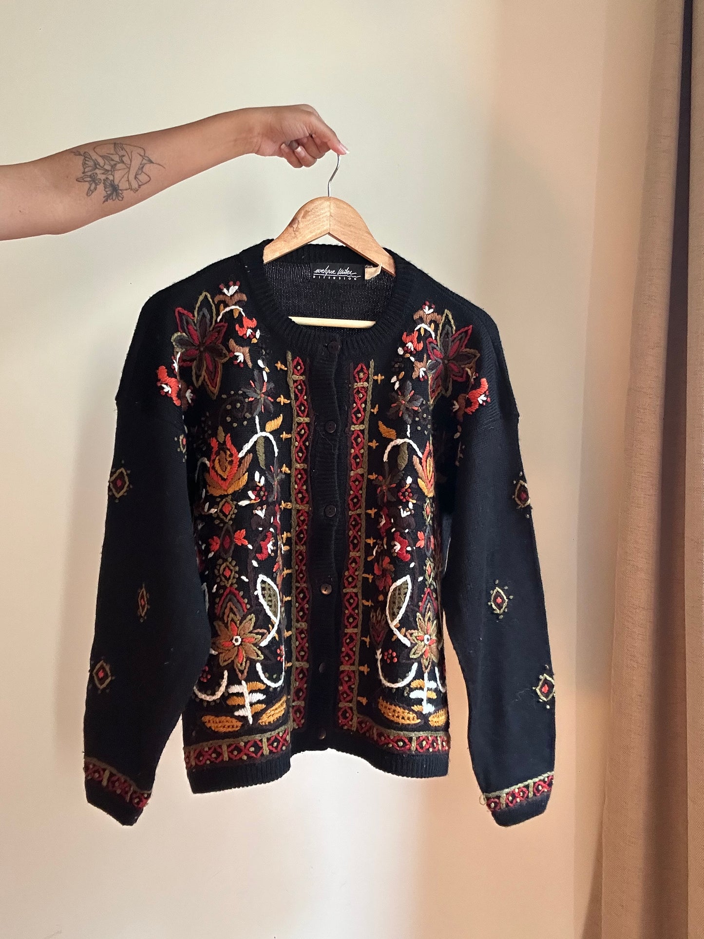 Evelyue Vintage Embroidered Knit Cardigan