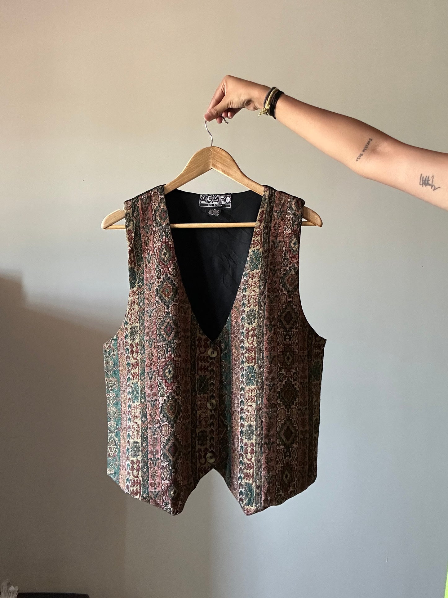 Agapo Vintage Vest