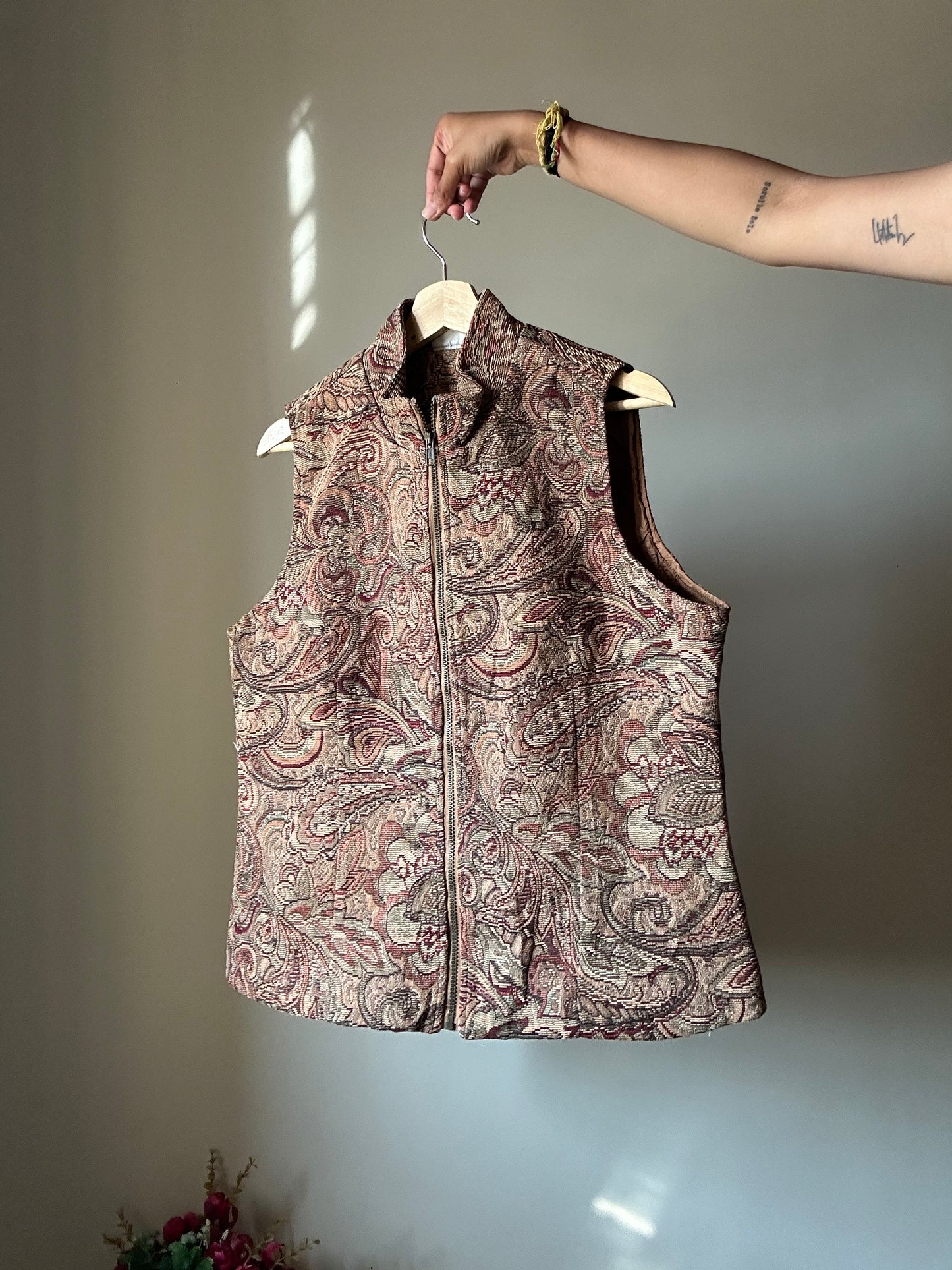 White Stag Vintage Weaved Vest