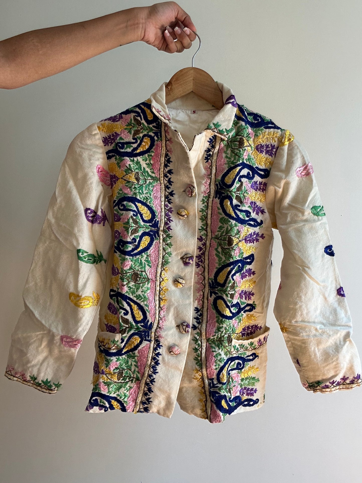 Wool All Embroidered Shaket