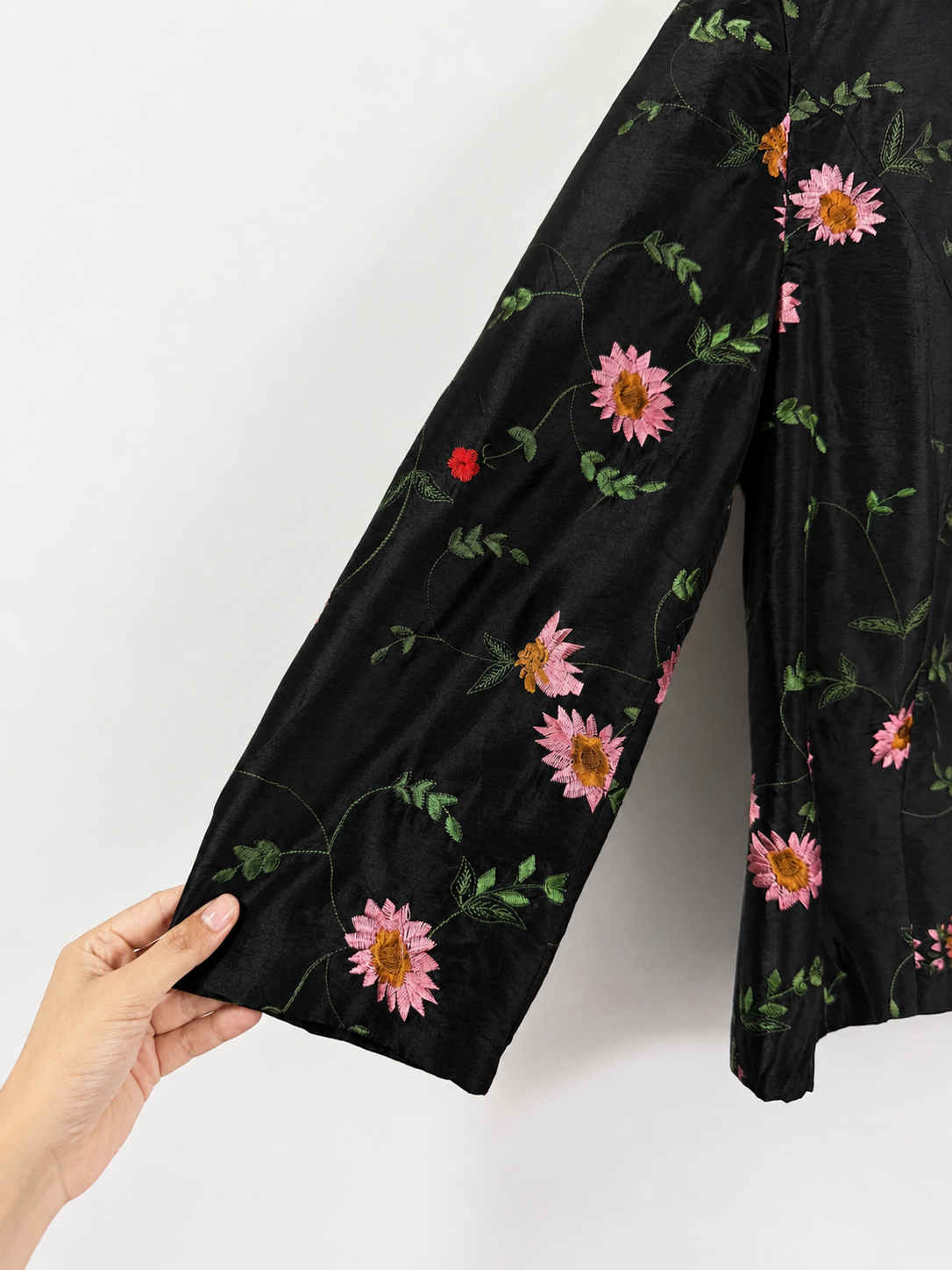 Vintage Noir Bloom Embroidered Jacket
