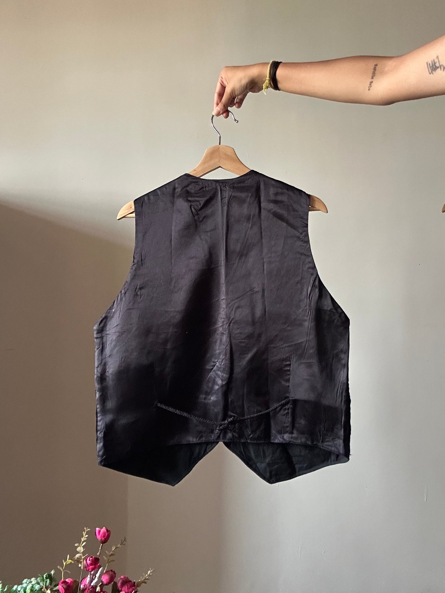 Hand to Hand Vintage All Embroidered Vest