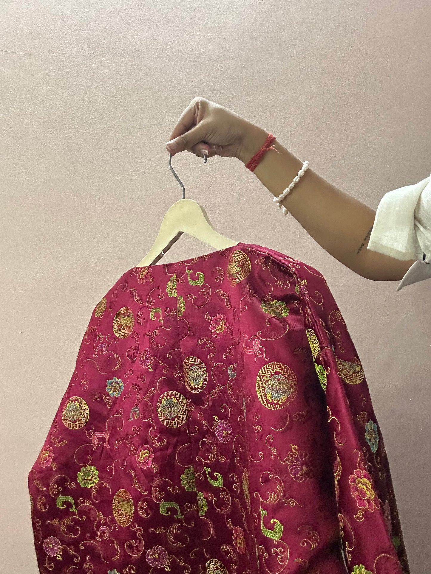 Vintage Vintage Chinese Brocade Shaket