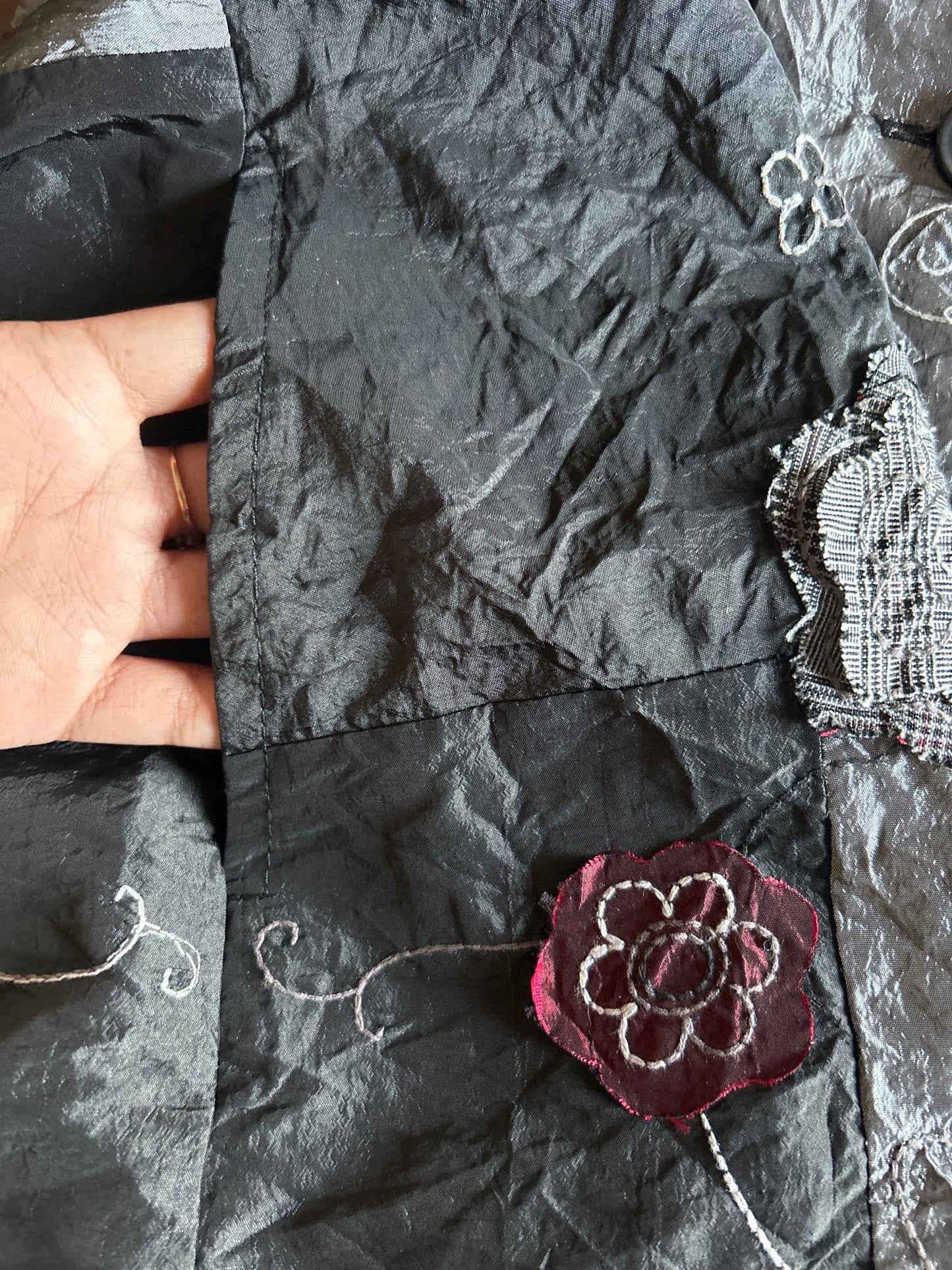 Mel-Dee Vintage Patchwork and Floral Detail Shaket