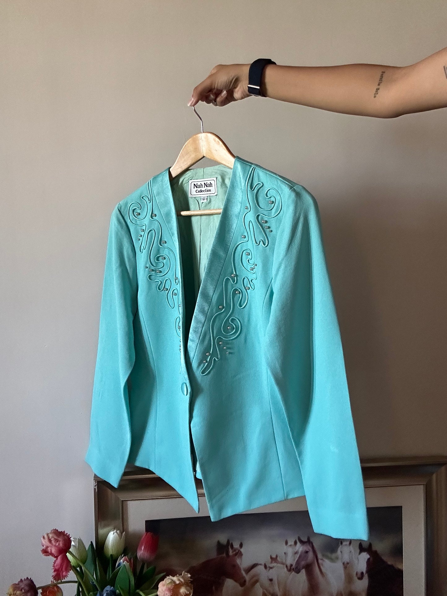 Nah Nah Collection Vintage One Button Blazer Style Shaket With Embroidery And Beads