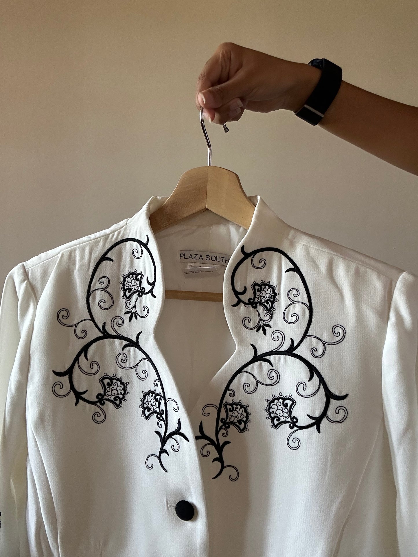 Plaza South Vintage Embroidered Jacket With Pleated Sleeves