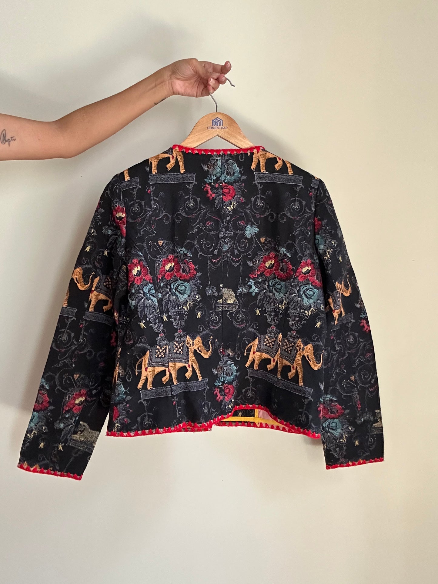 Change Vintage Front Open Shaket