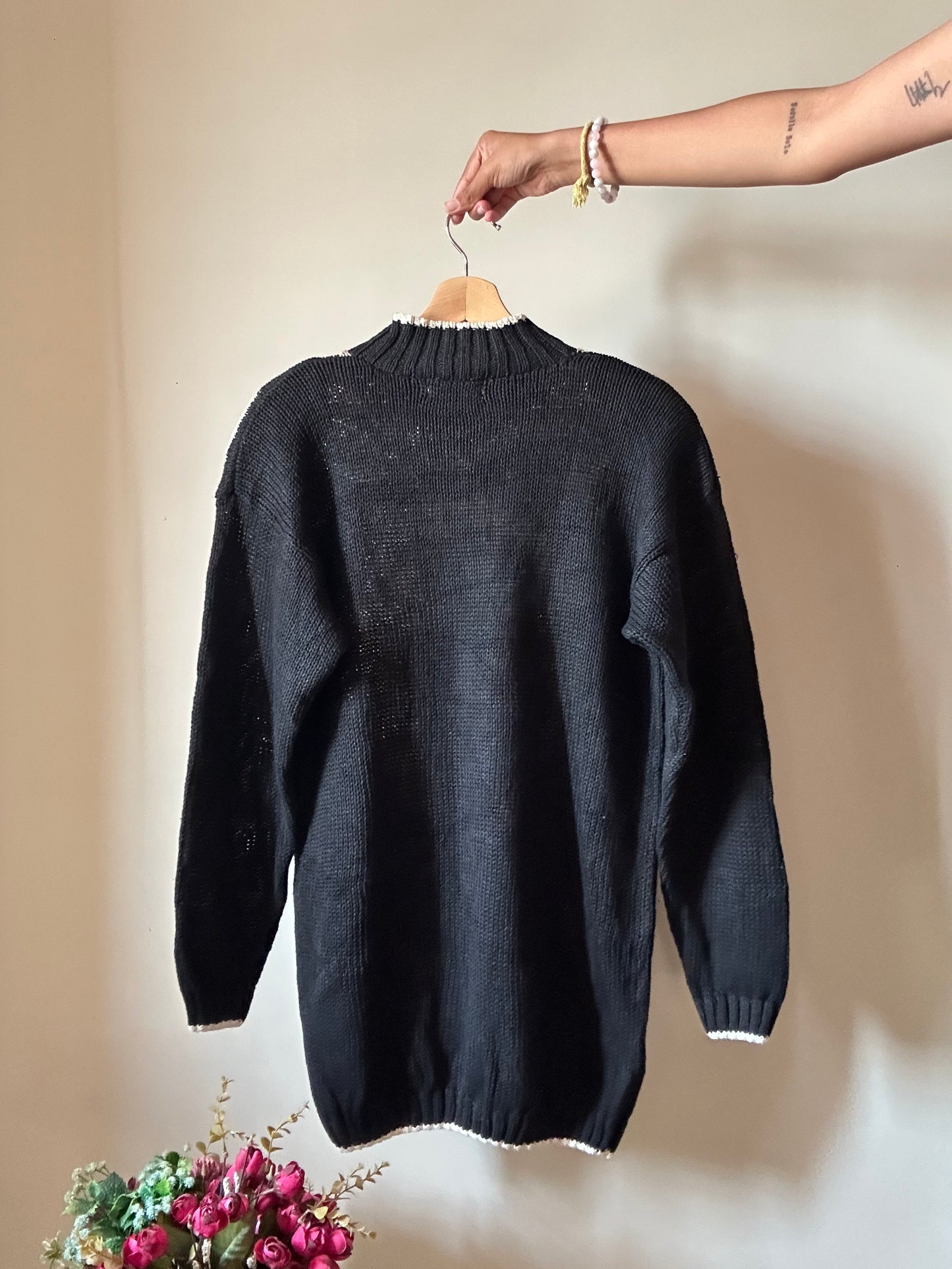 Beldochpopper Vintage Hand Embroidered Floral Pullover