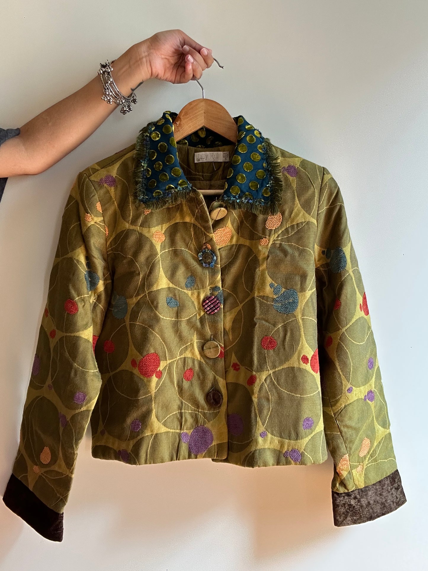 Vintage Lilly Hill Shaket