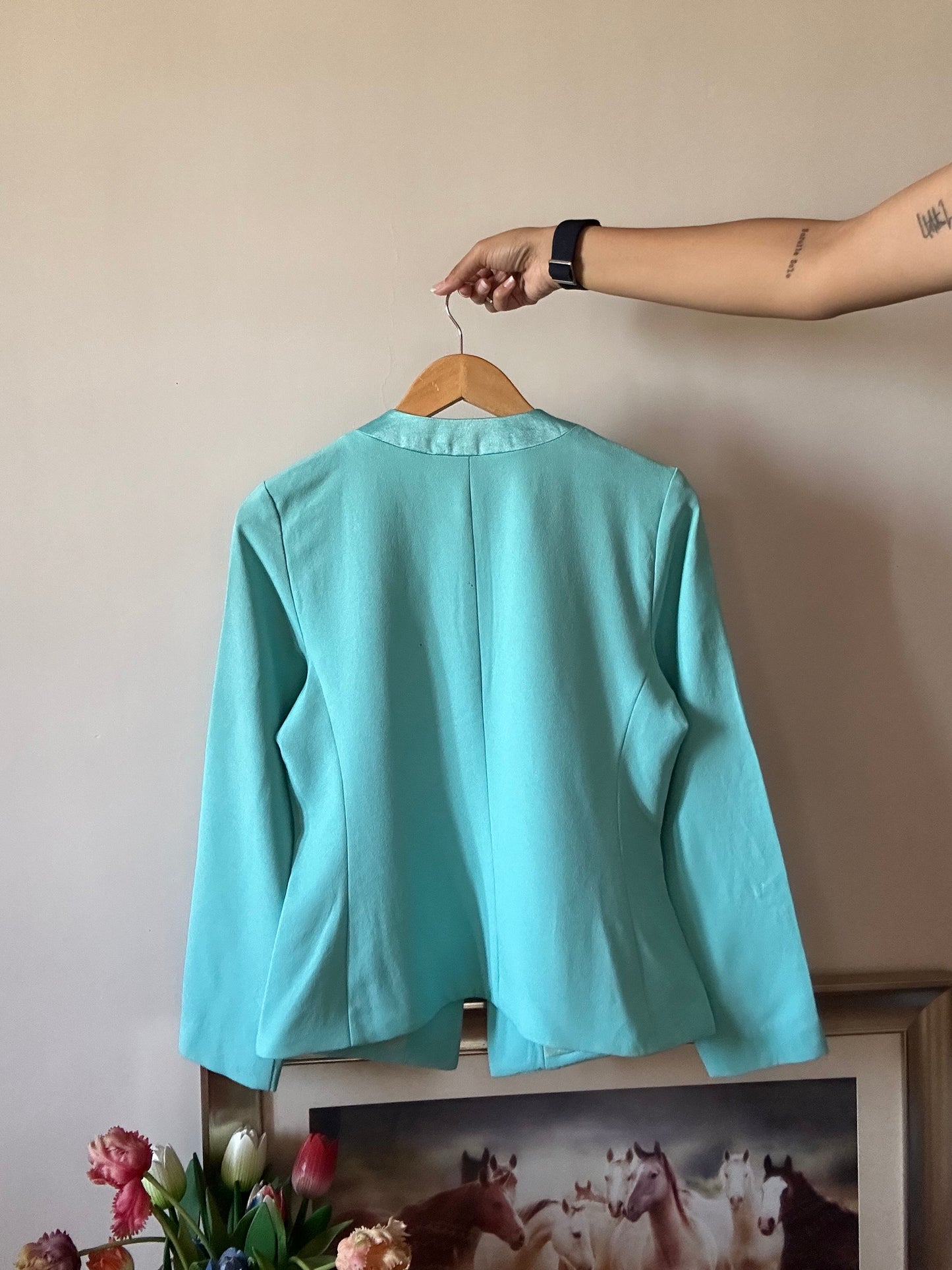 Nah Nah Collection Vintage One Button Blazer Style Shaket With Embroidery And Beads