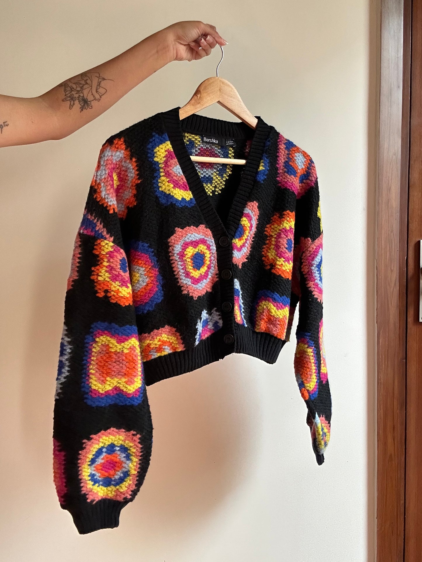 Bershka Weaved Knit Cropped Cardigan