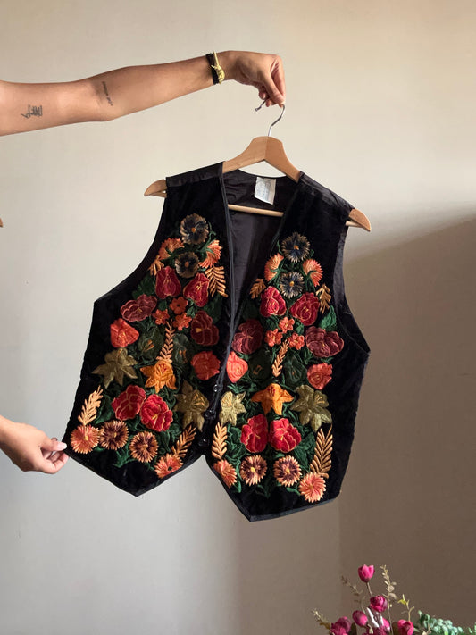 Hand to Hand Vintage All Embroidered Vest