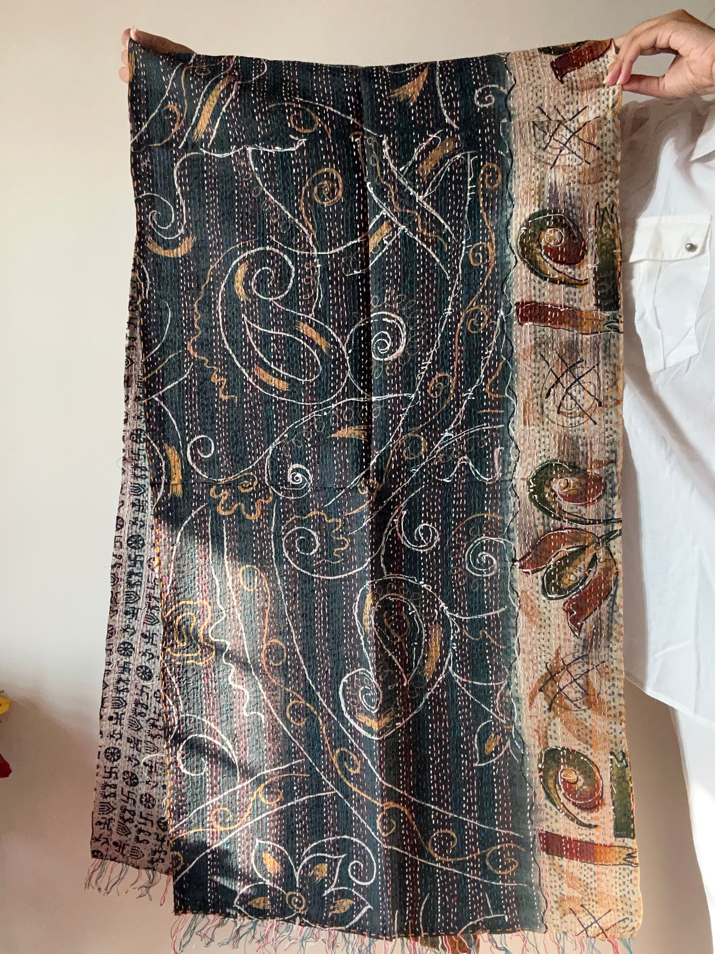 Abstract Multi Print Traditional Reversible Stole