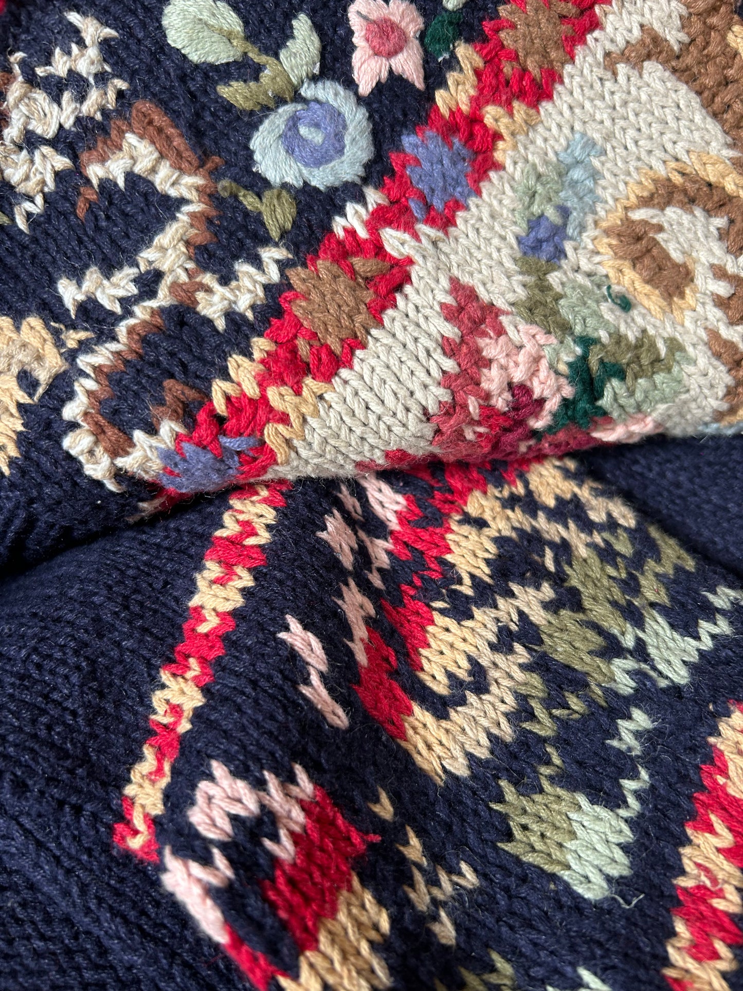 Vintage Van Heusen Knit Cardigan With Embroidery