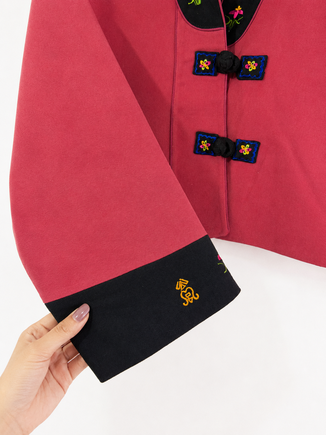 Vintage Korean Embroidered Cropped Shaket