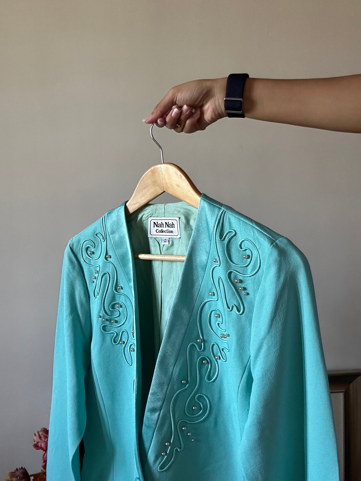 Nah Nah Collection Vintage One Button Blazer Style Shaket With Embroidery And Beads