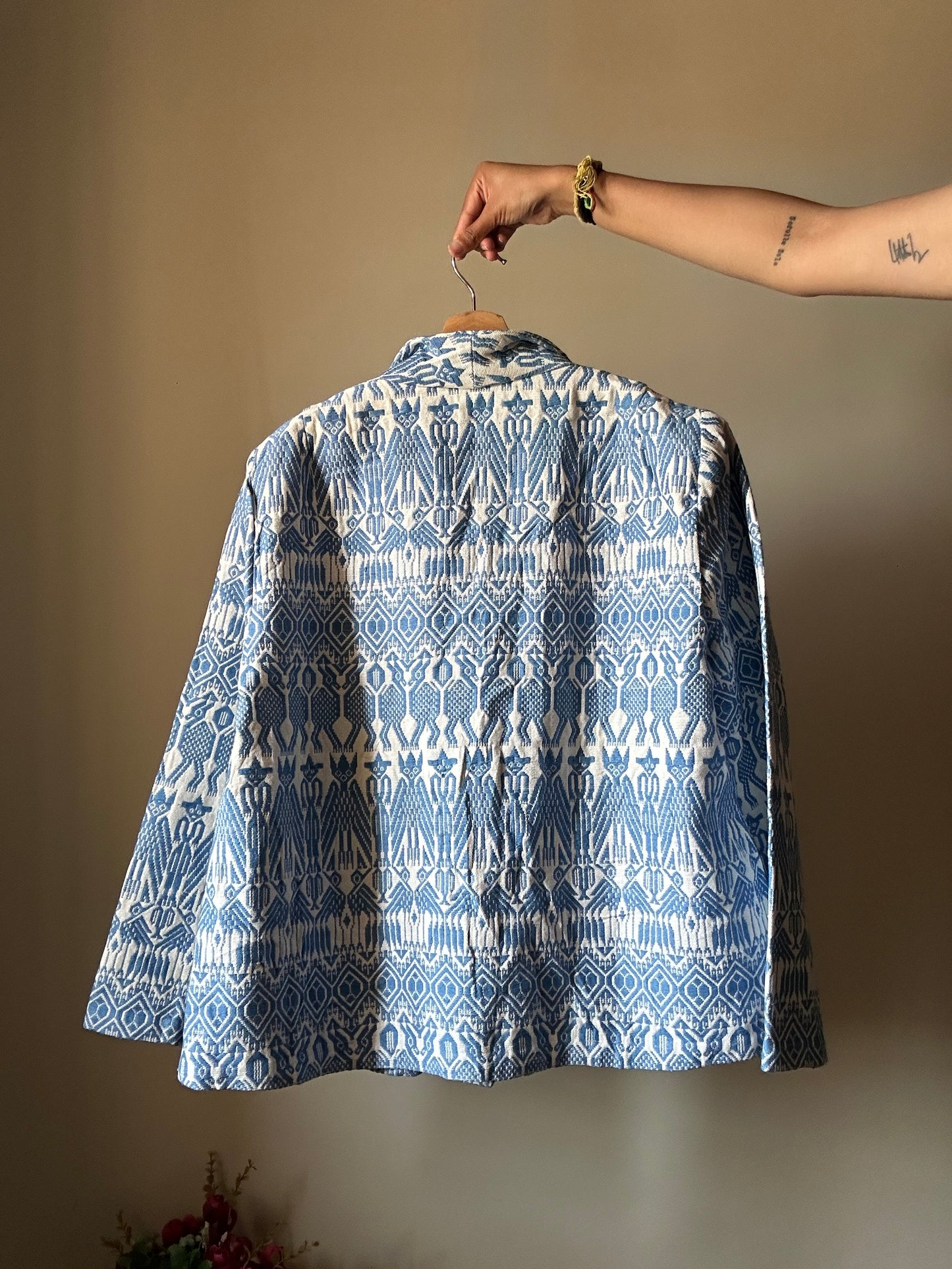 Vintage Weaved Shaket
