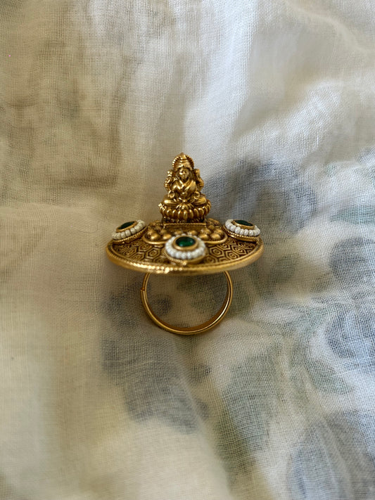 Idol Ring ( Lakshami Ji )