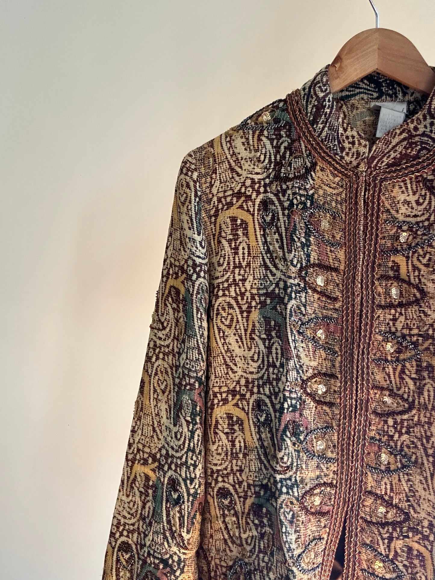 Spiegel Vintage All Weaved and Embroidered Shaket