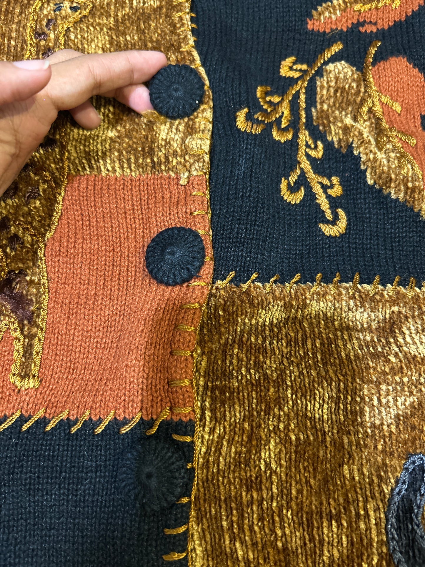 Lisa International Vintage Embroidered Pullover