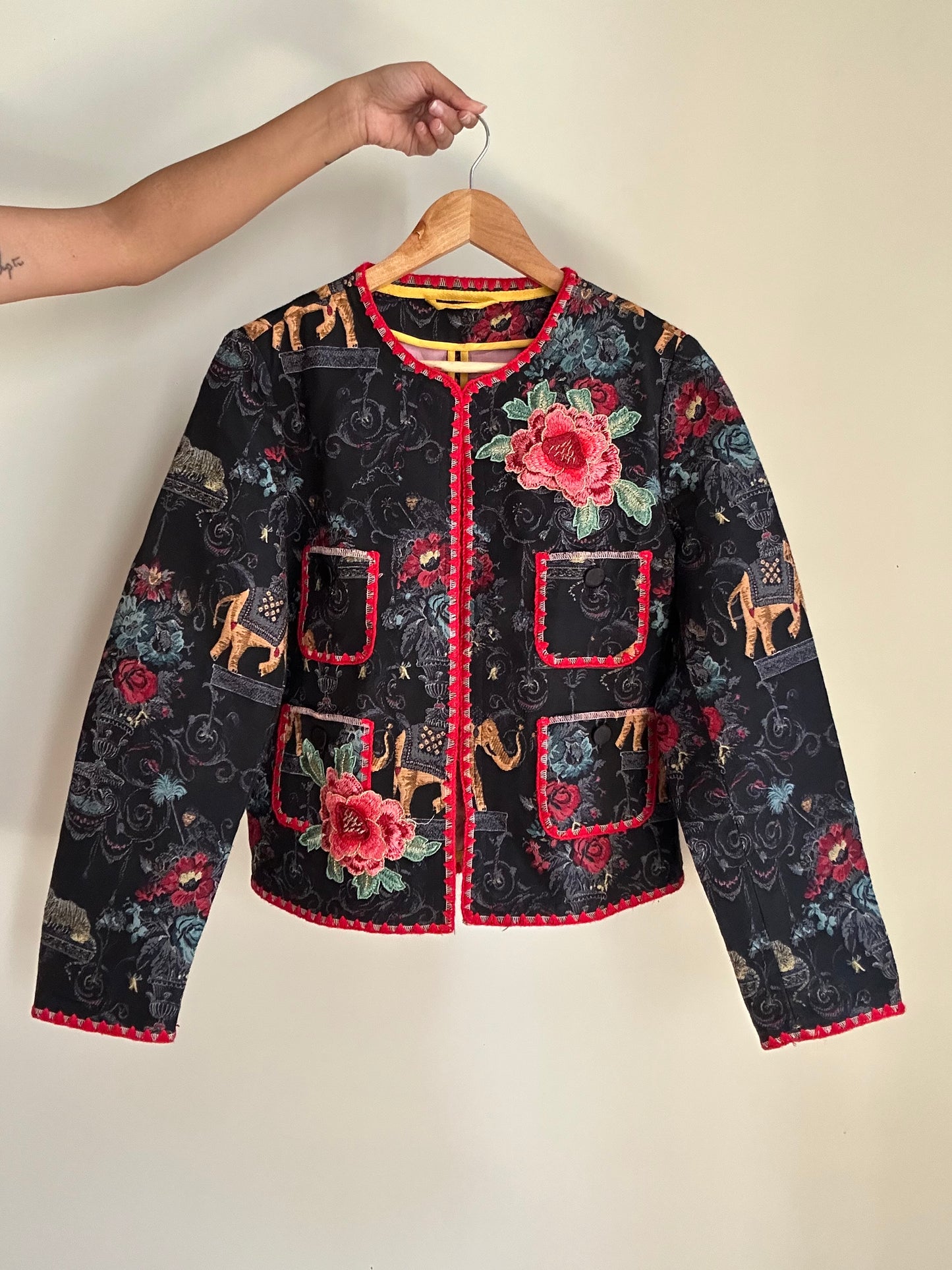 Change Vintage Front Open Shaket