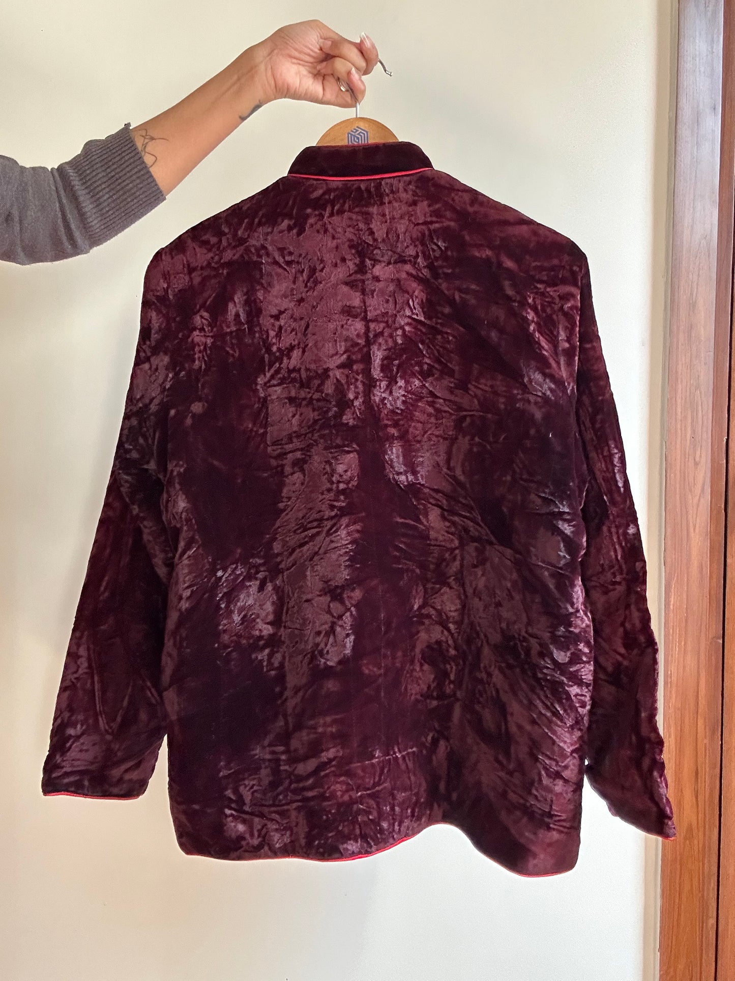 Vintage Chinese Style Velvet Shaket