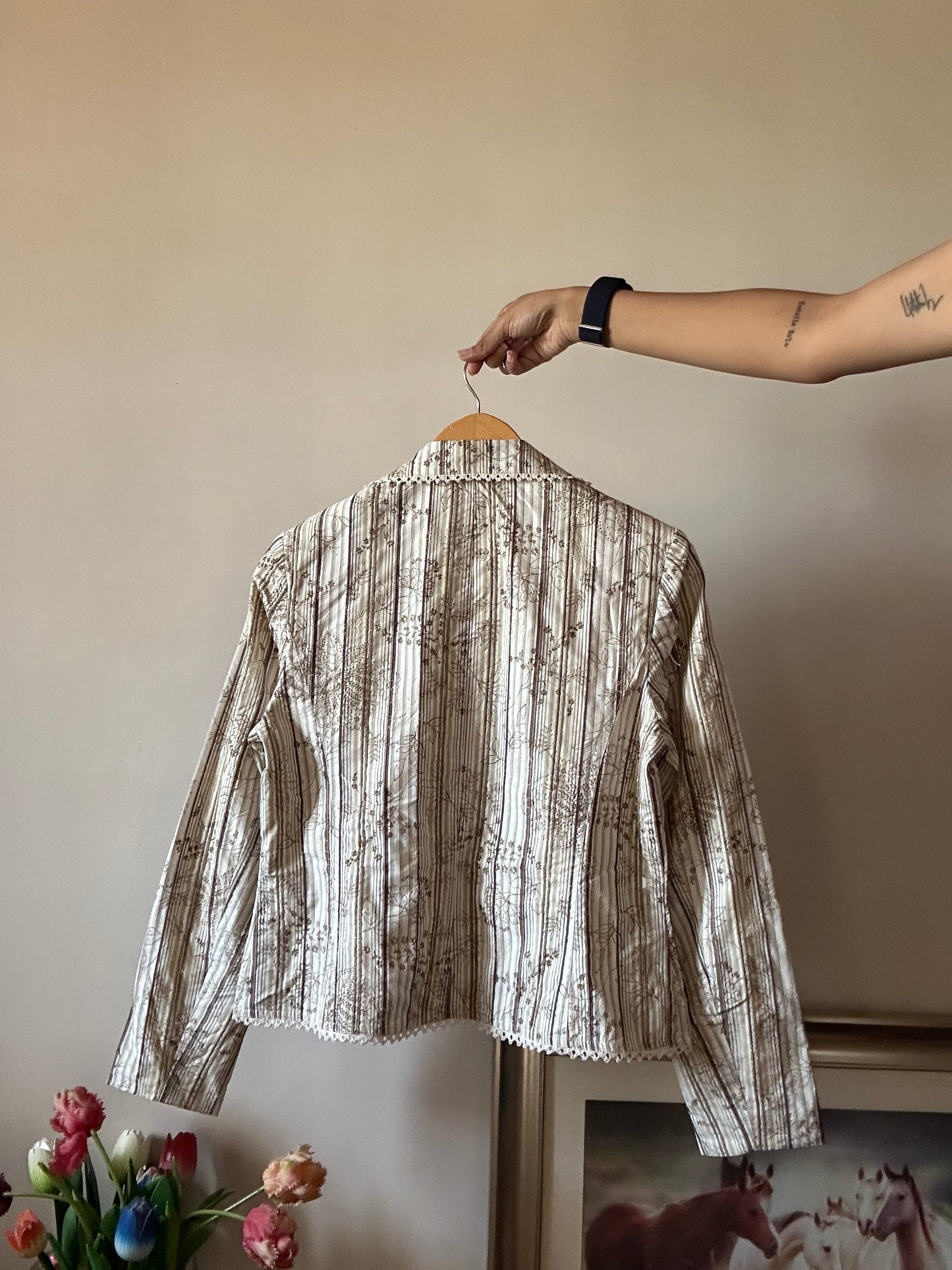 Vintage Vex Collection Blazer With Floral Print and Lace Detail
