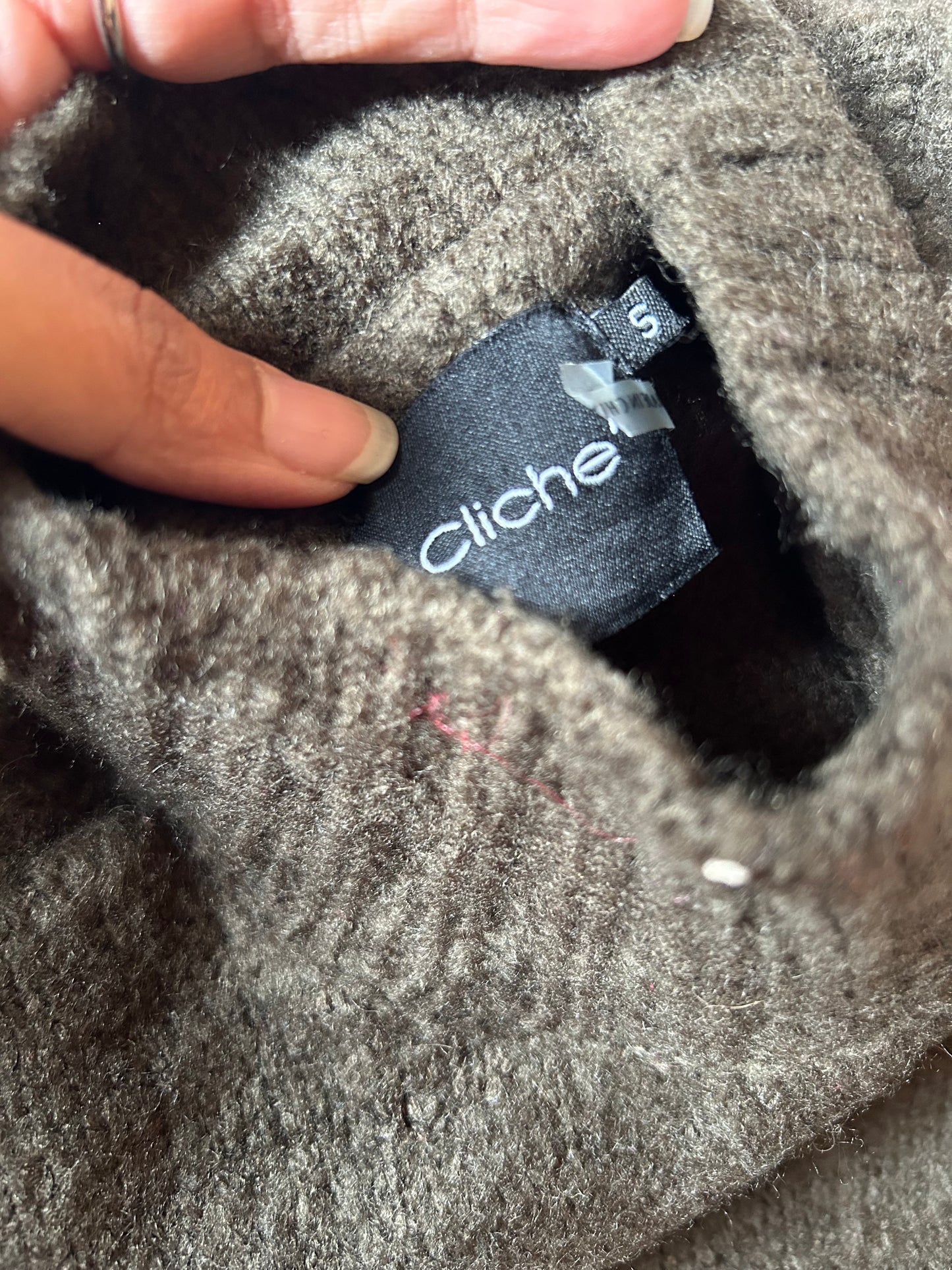 Vintage Clinche Knit Embroidered Pullover