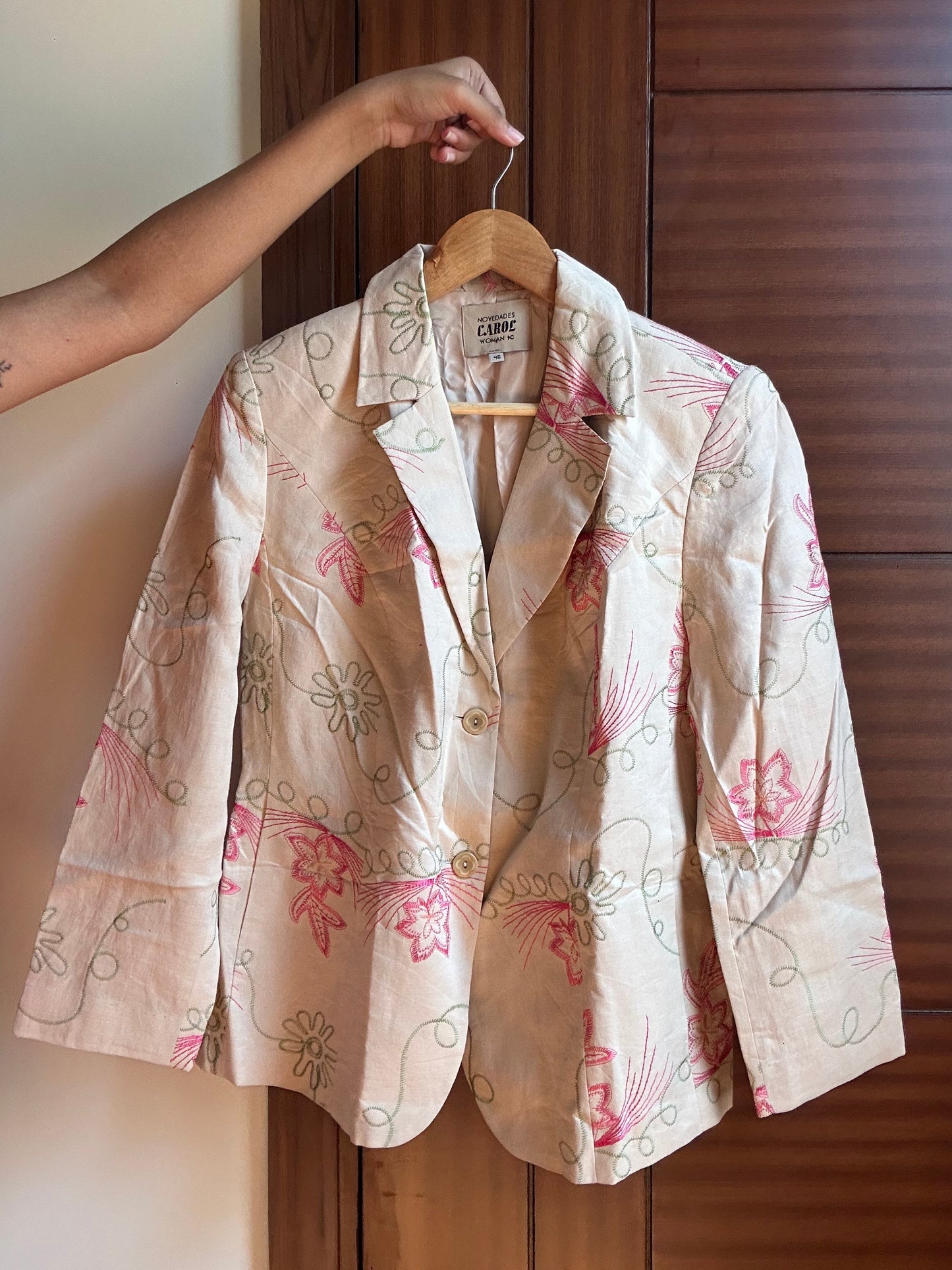 Novedades Carol Vintage Embroidered Blazer