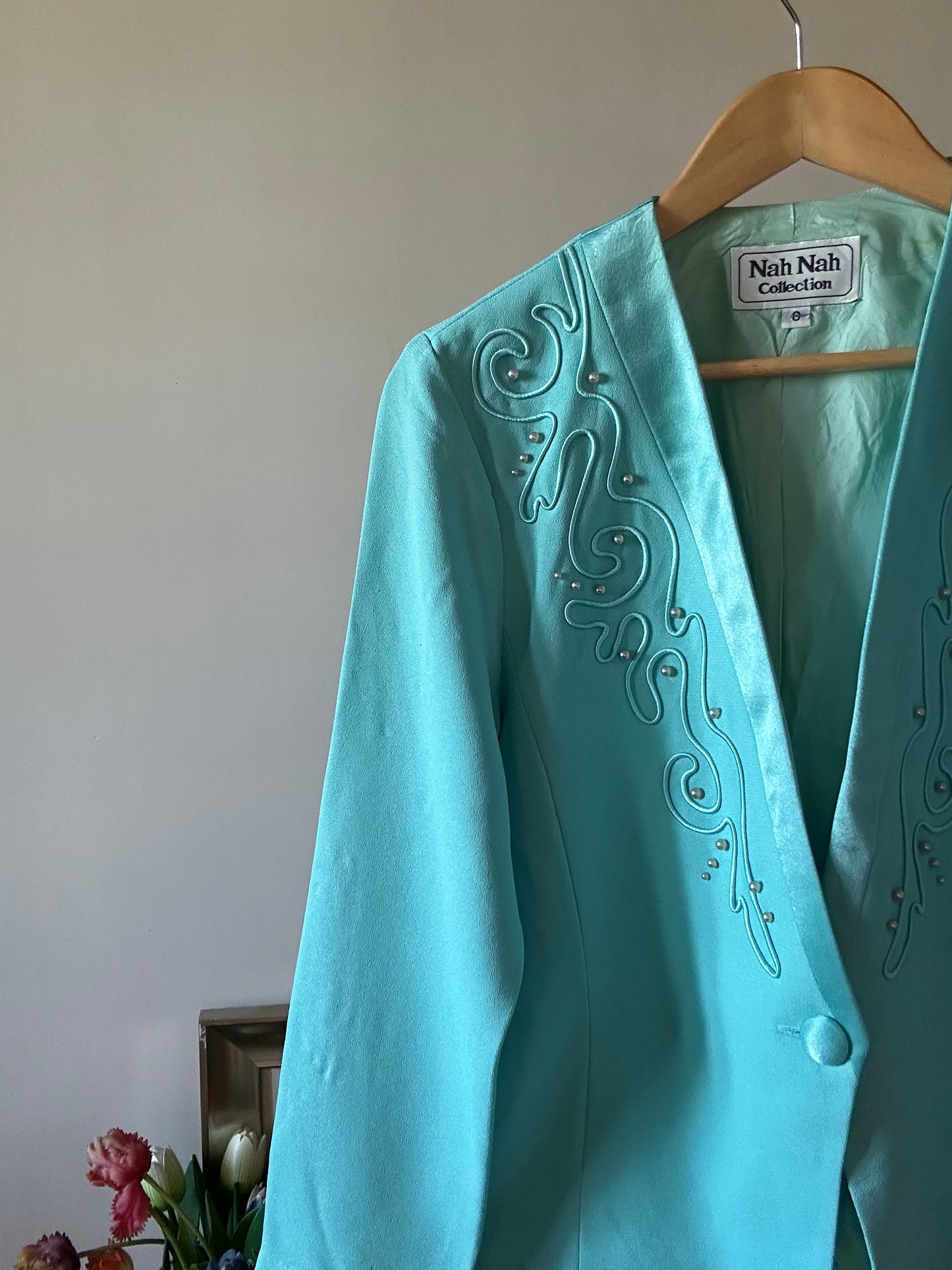 Nah Nah Collection Vintage One Button Blazer Style Shaket With Embroidery And Beads