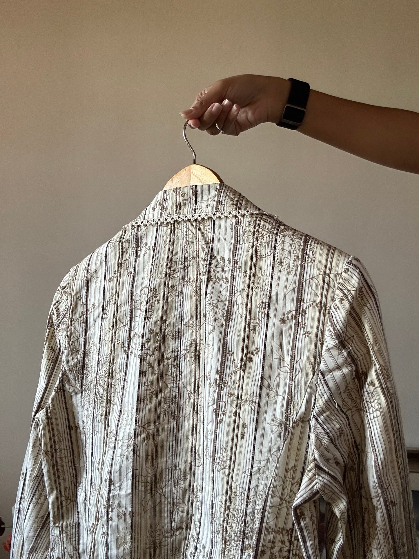 Vintage Vex Collection Blazer With Floral Print and Lace Detail