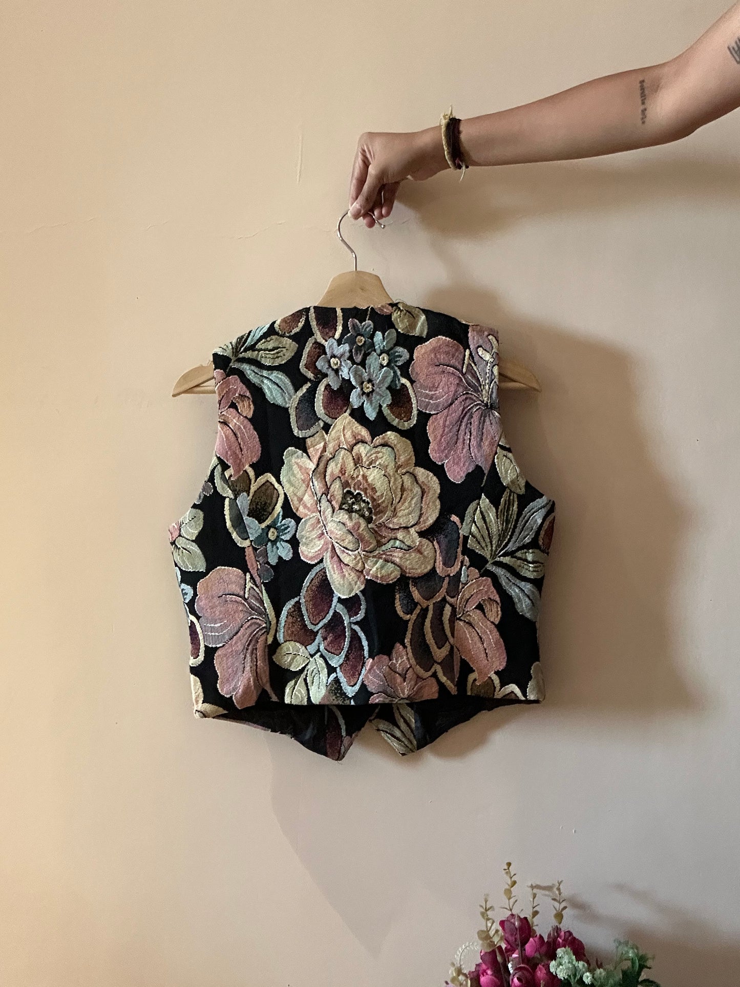 Vintage Doncaster Jacquard Floral Vest