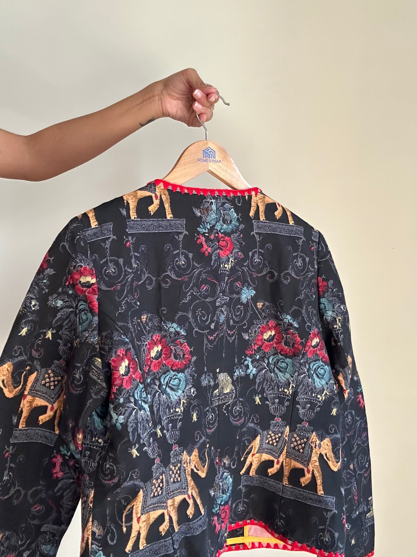 Change Vintage Front Open Shaket