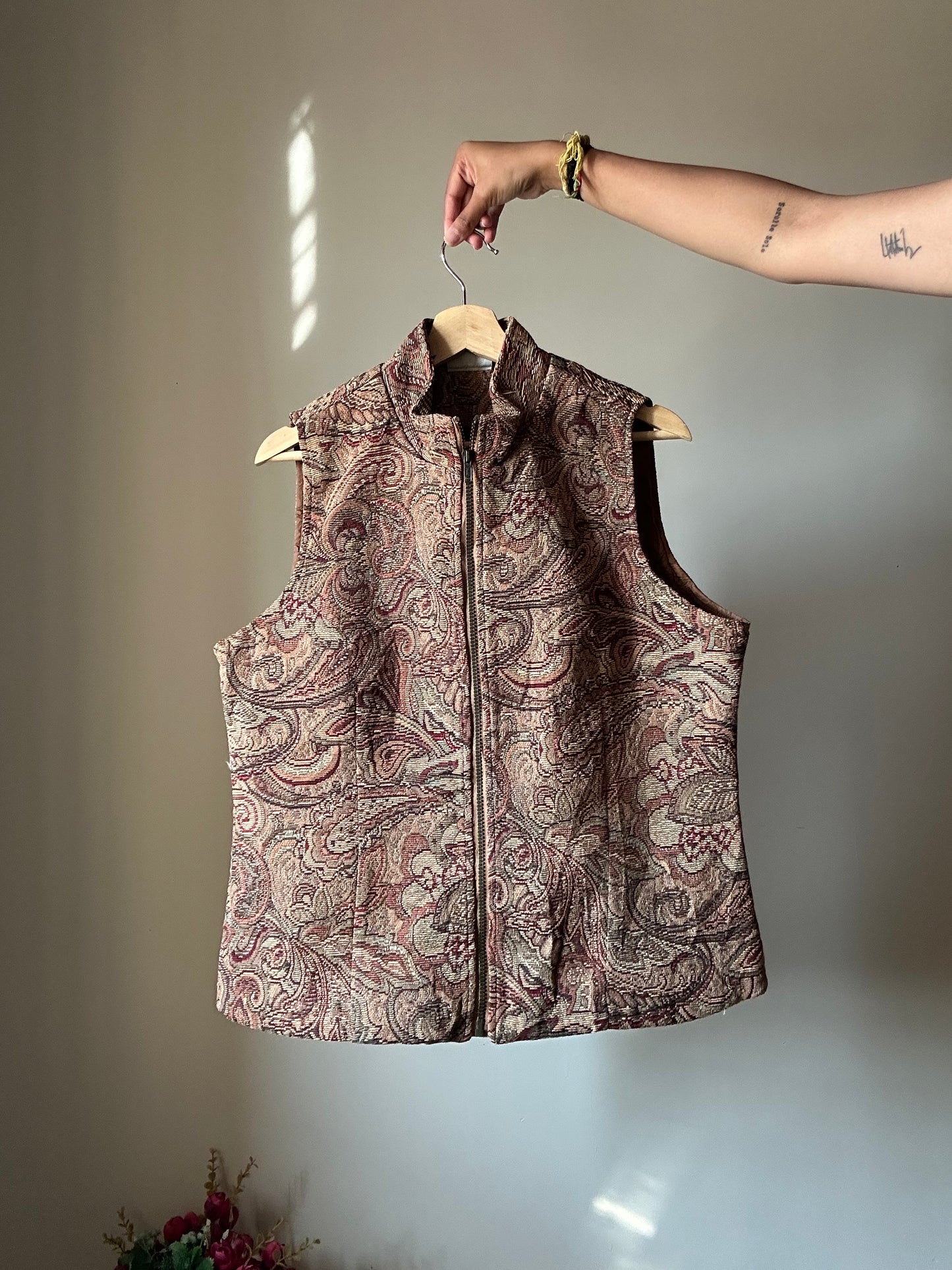 White Stag Vintage Weaved Vest