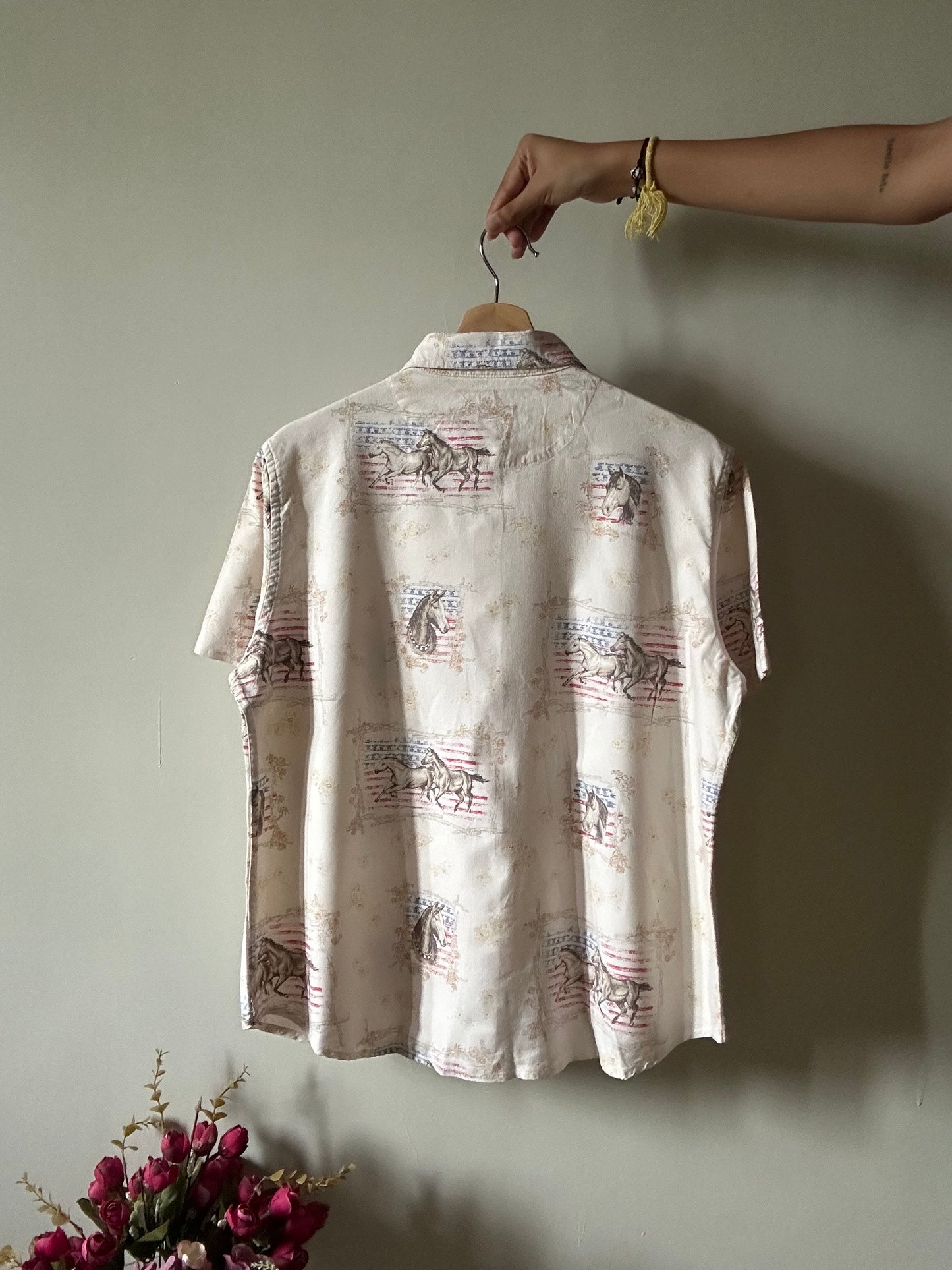 Bite & Bridle Vintage Racing Horse Print Shirt