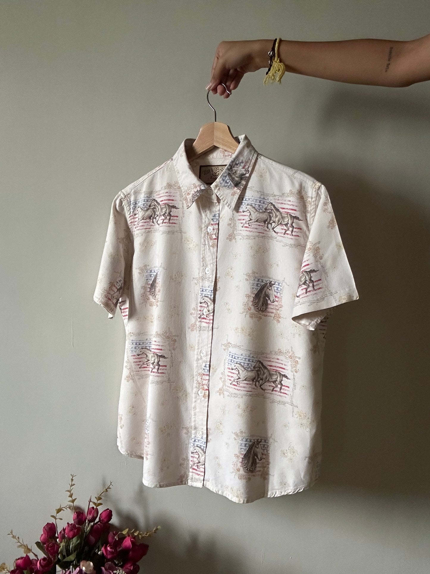 Bite & Bridle Vintage Racing Horse Print Shirt
