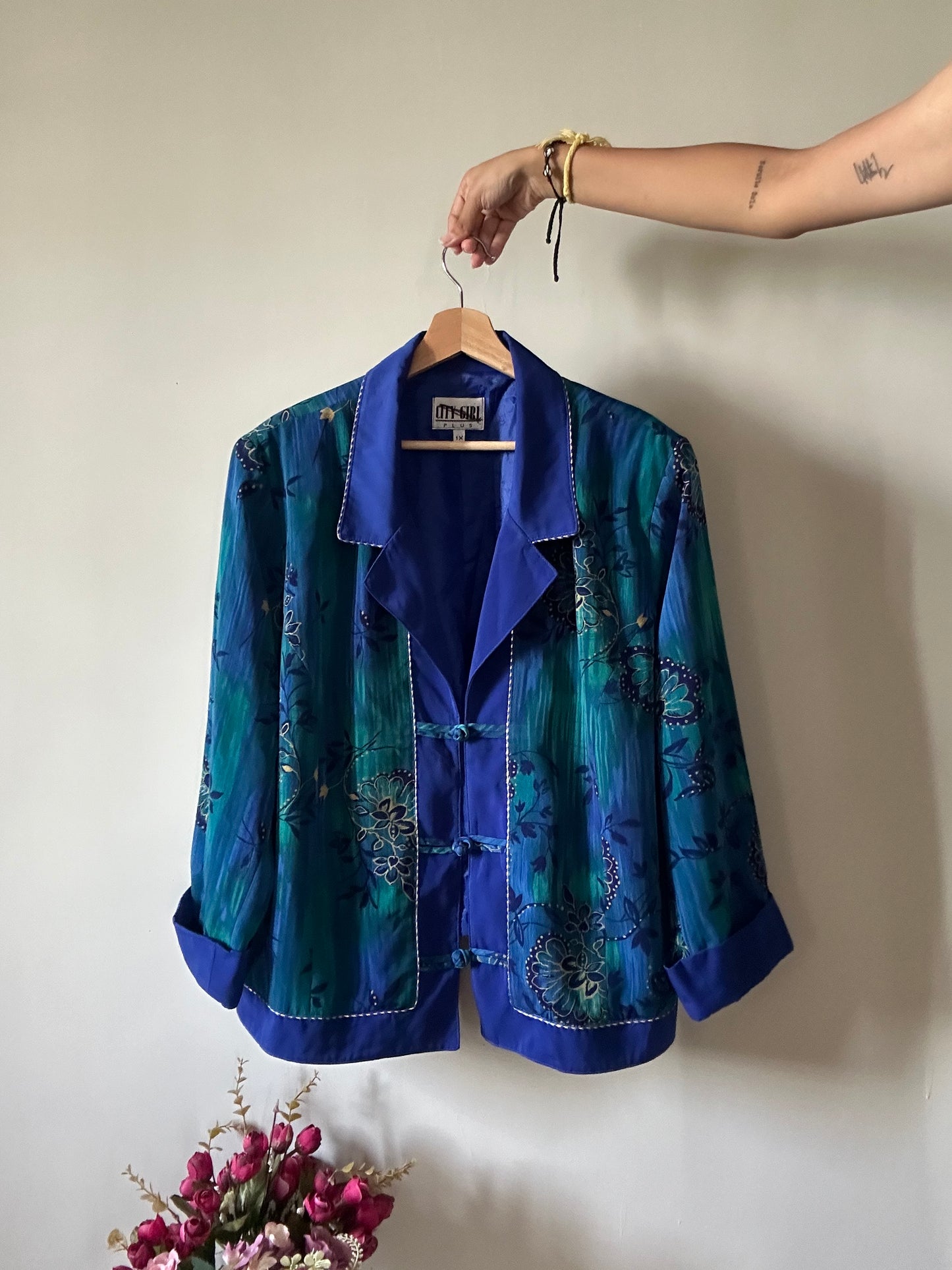 City Girl Vintage Floral Print Shaket