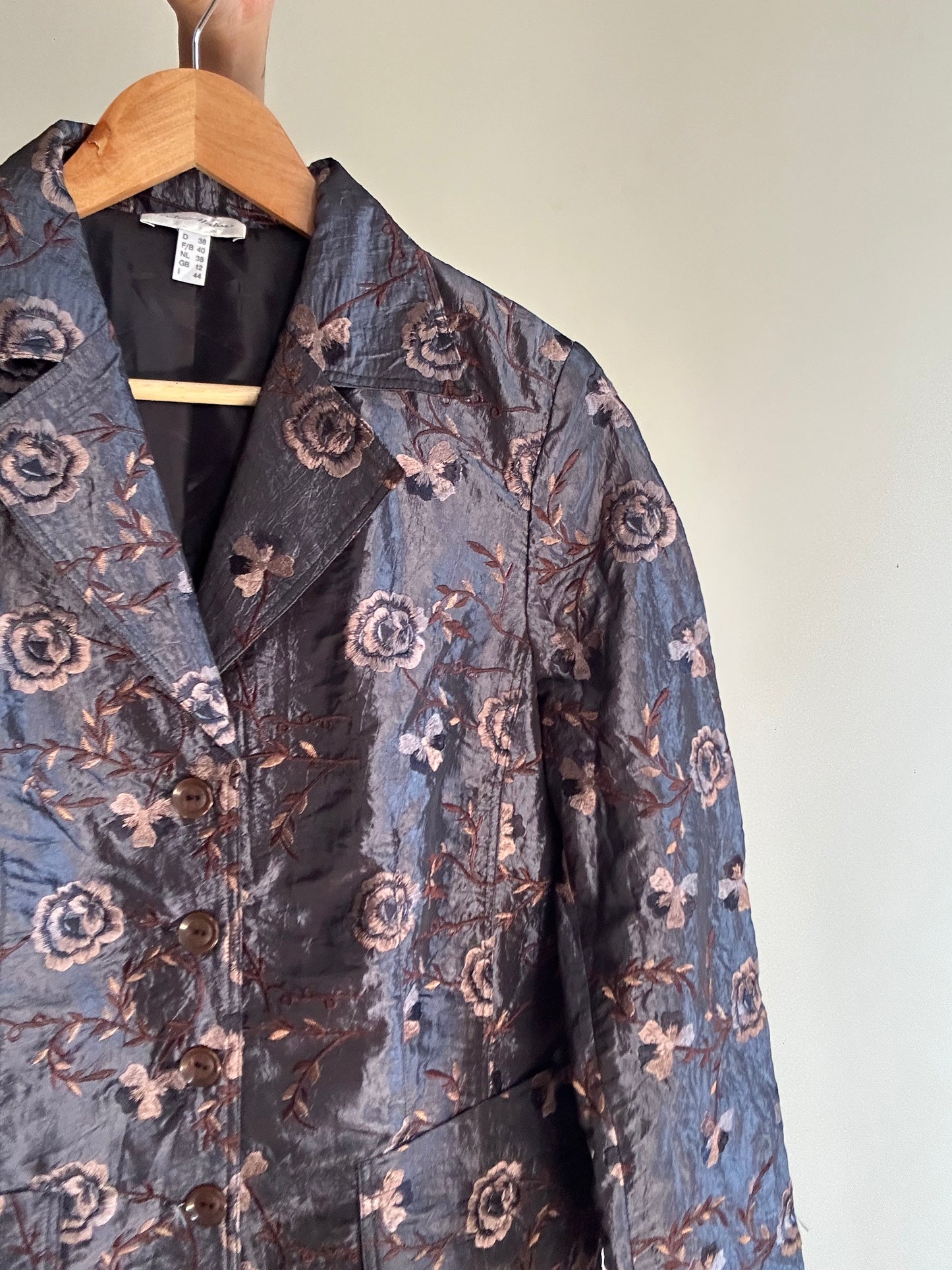 Peter Hahn Vintage Shaket