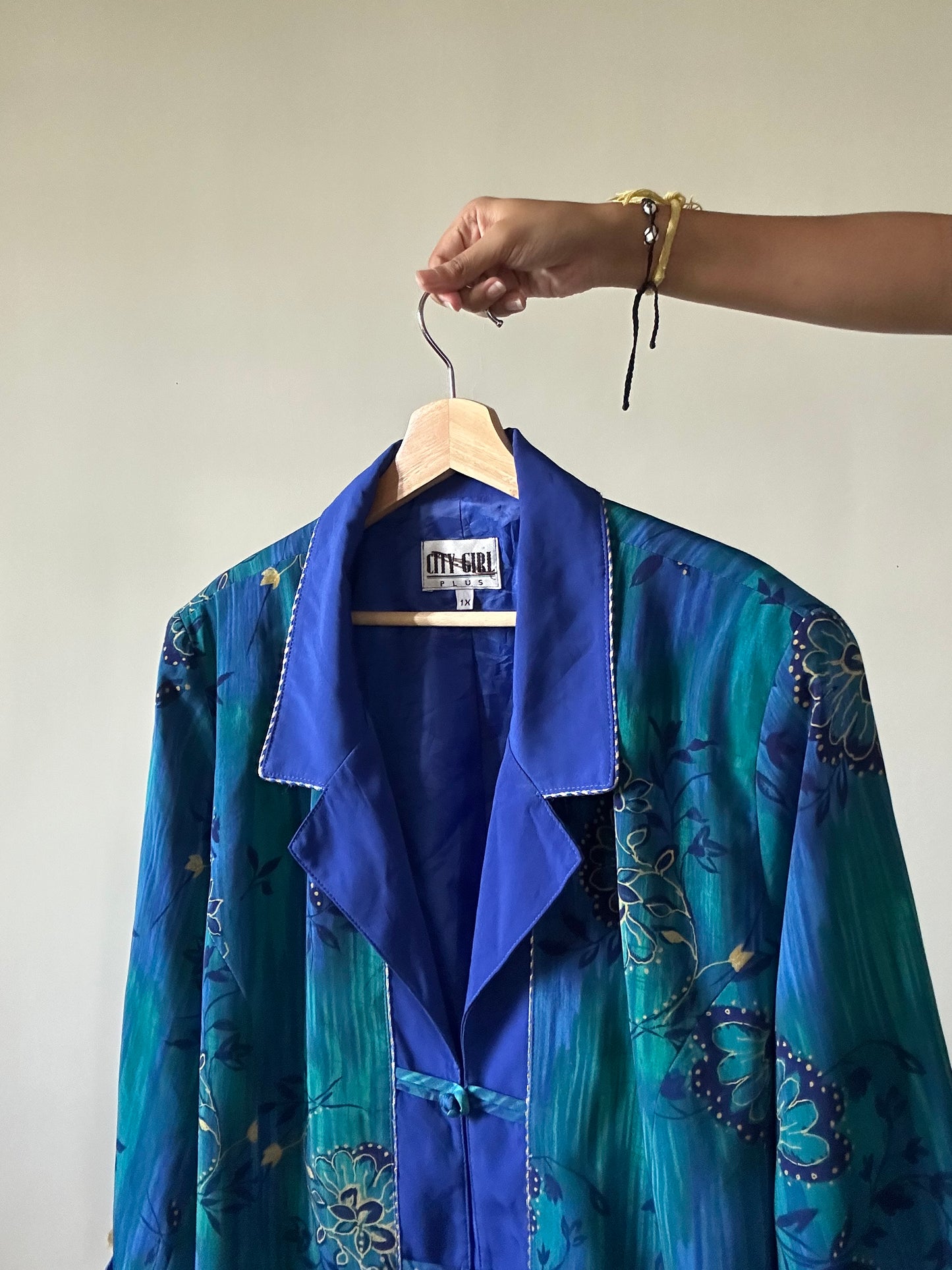 City Girl Vintage Floral Print Shaket
