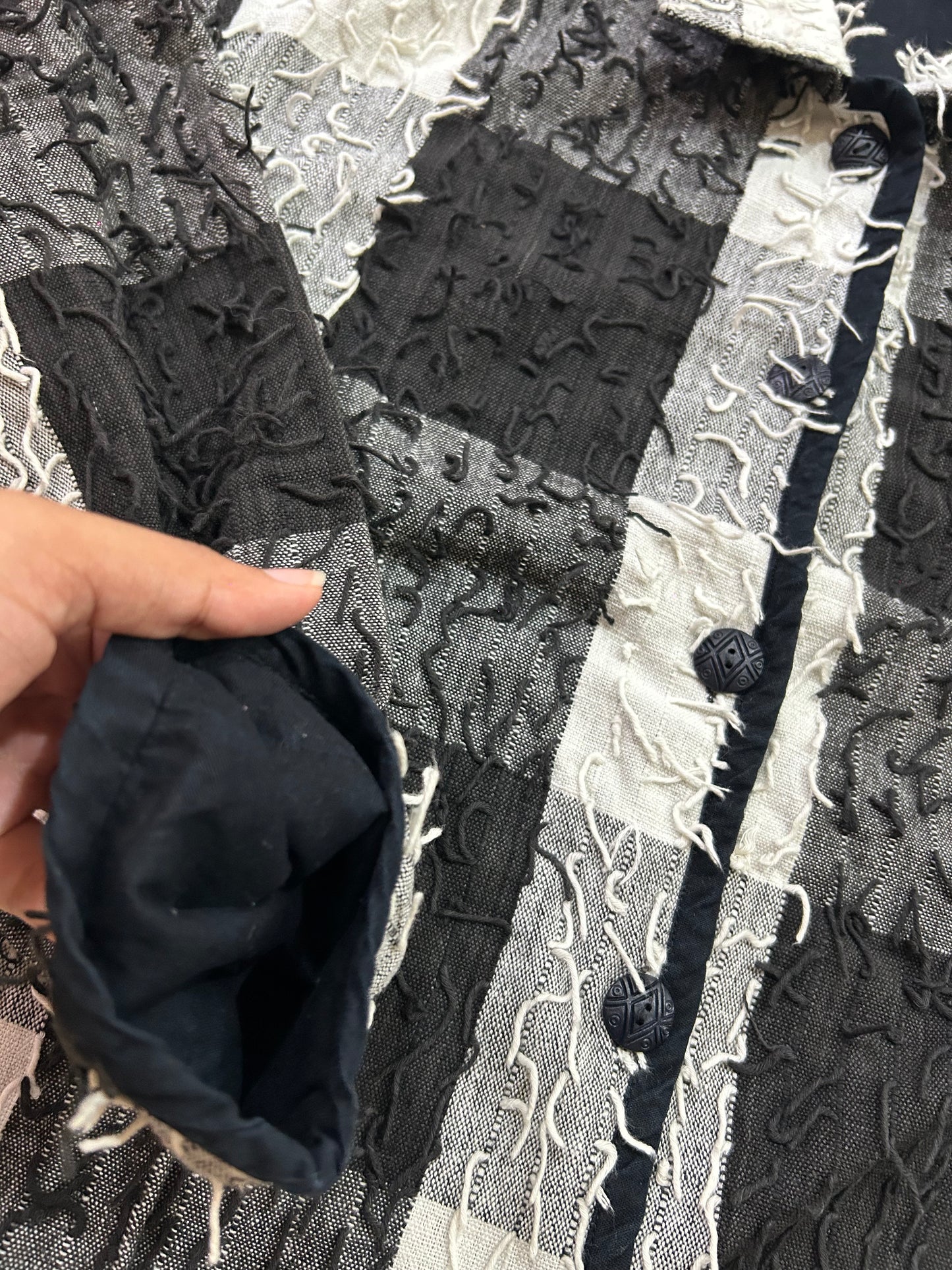 Vintage Island Scene Shaket