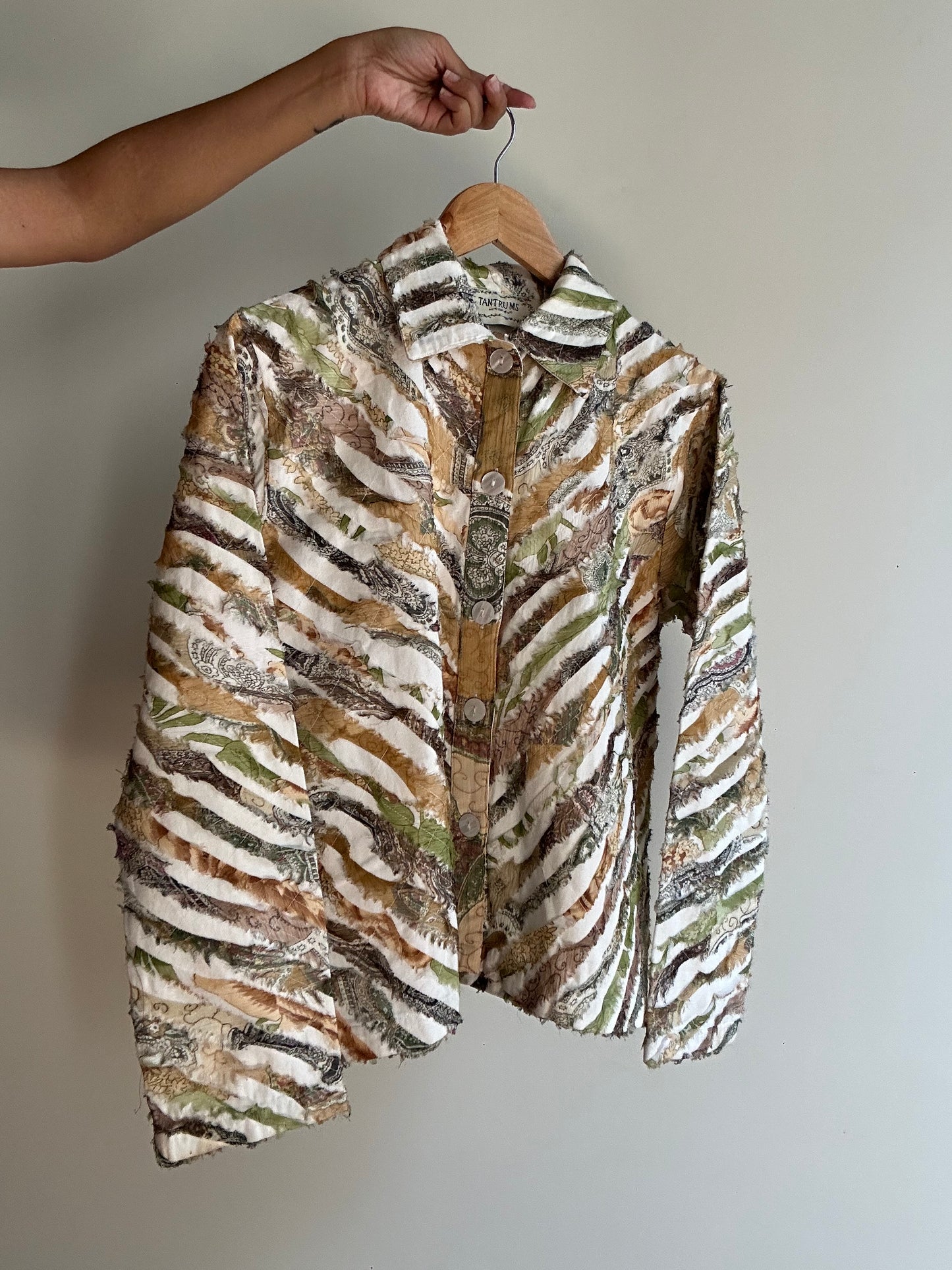 Tantrums Vintage Light Shaket