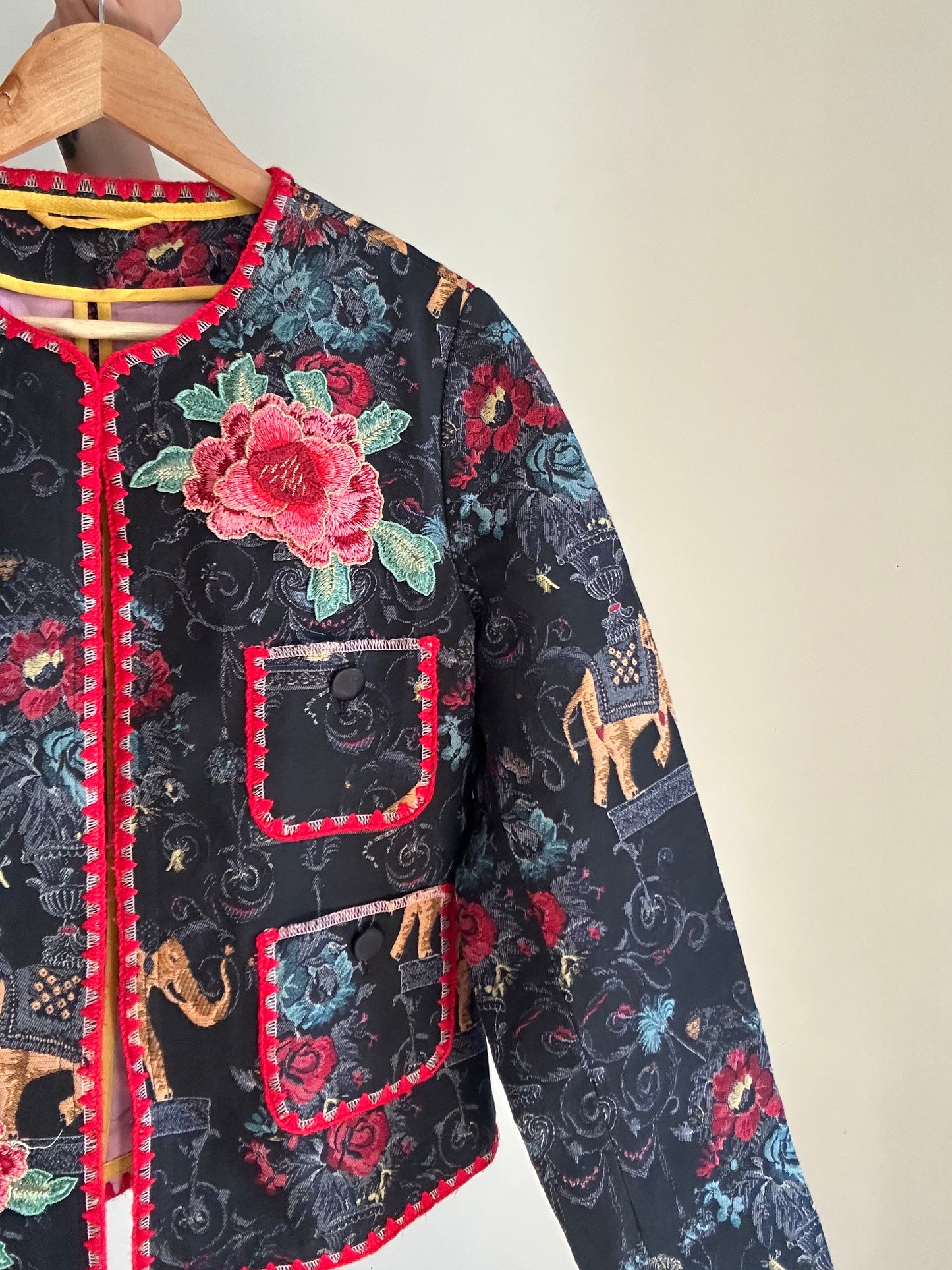 Change Vintage Front Open Shaket