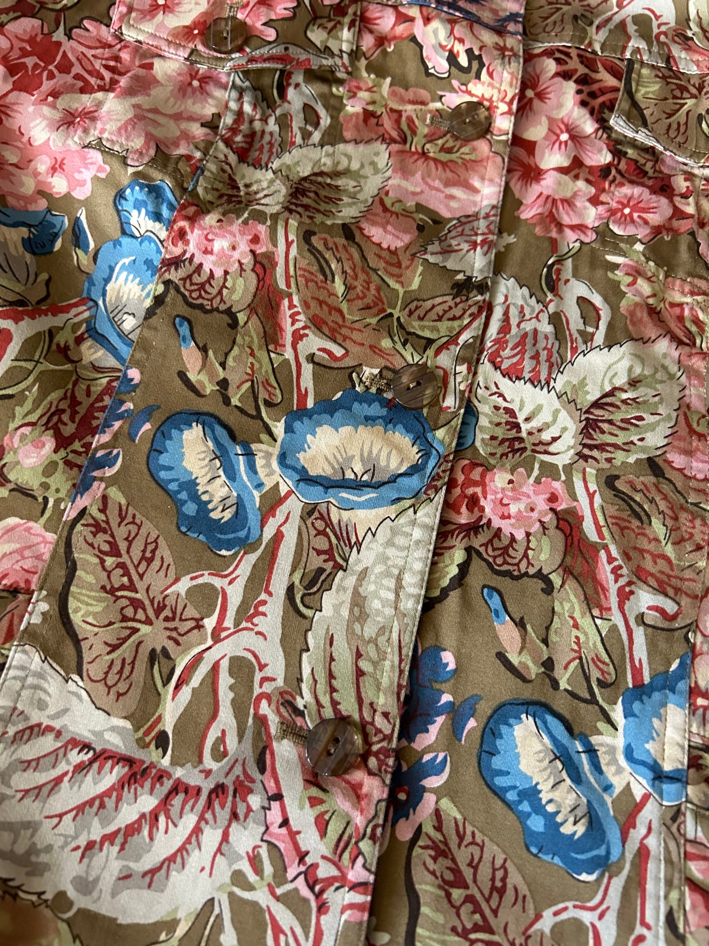 Coldwater Creek Vintage Floral Jungle Print Shaket