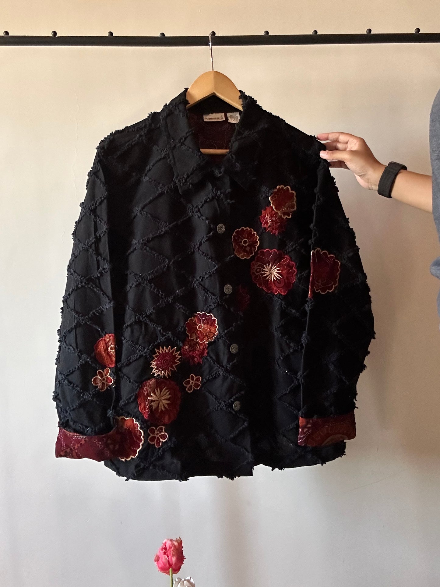 Vintage Fashion Bug Shaket