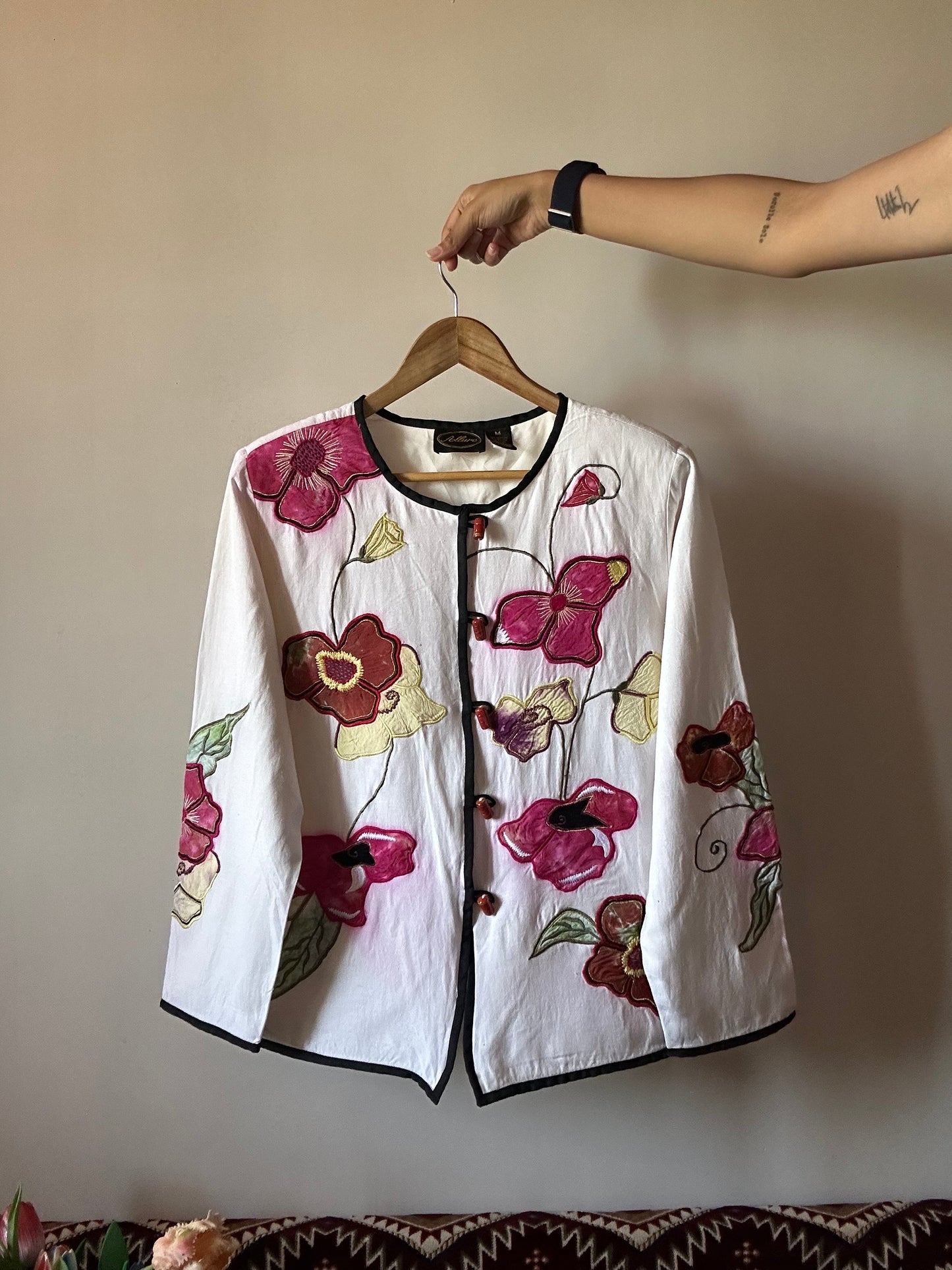Allure Vintage Embroidered Bleed Effect Shaket